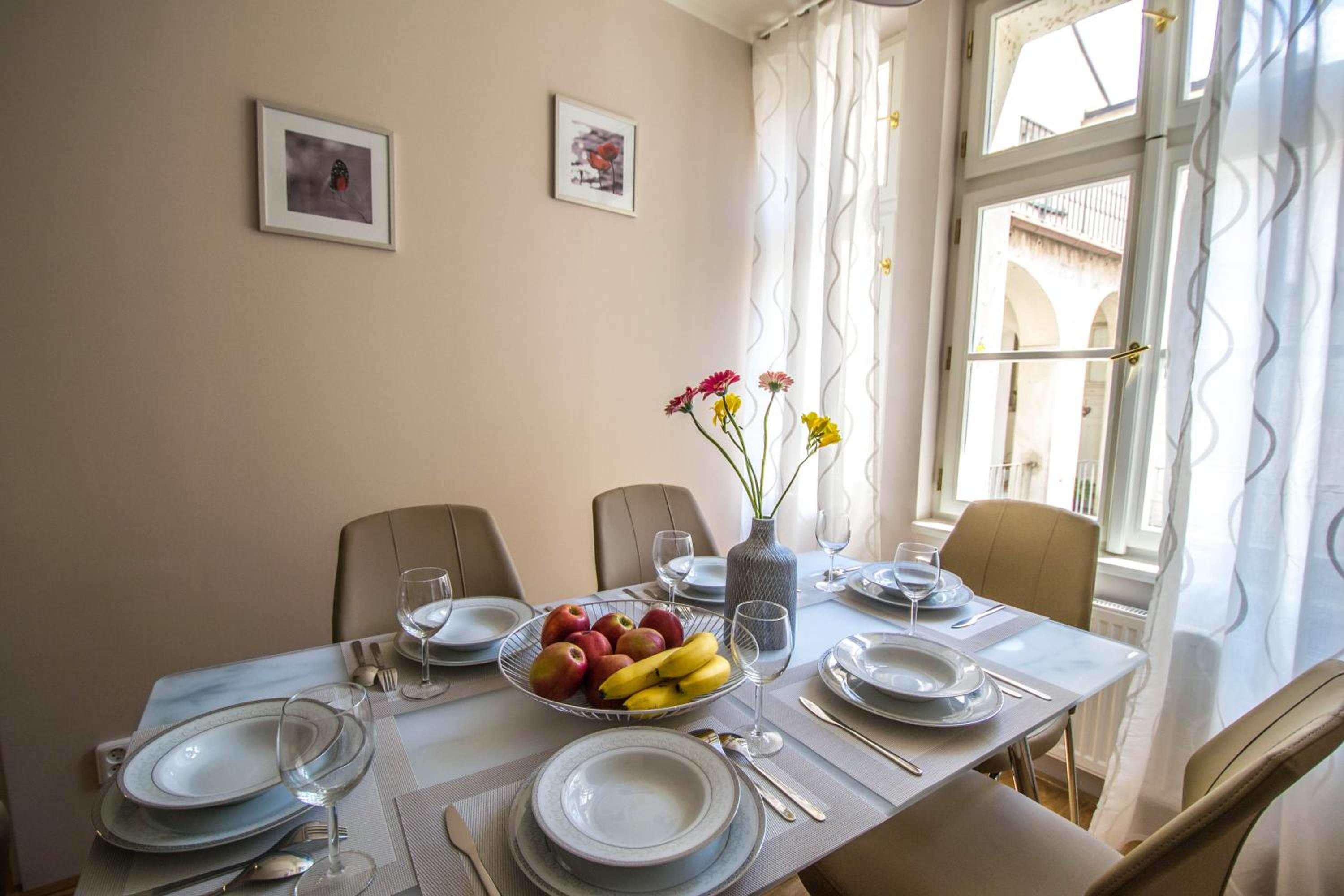 Unique Apartments 250m from the Charles Bridge