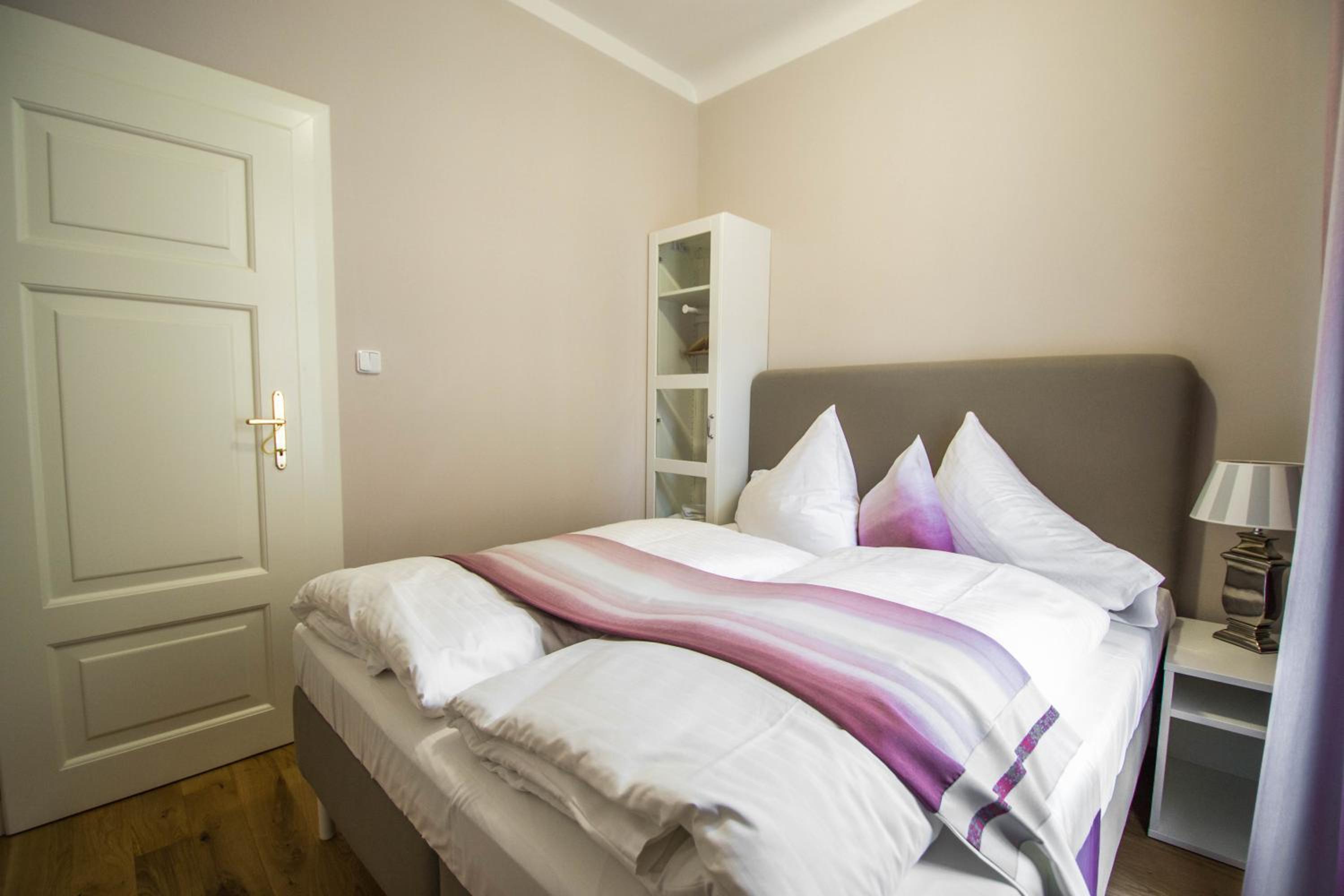 Unique Apartments 250m from the Charles Bridge