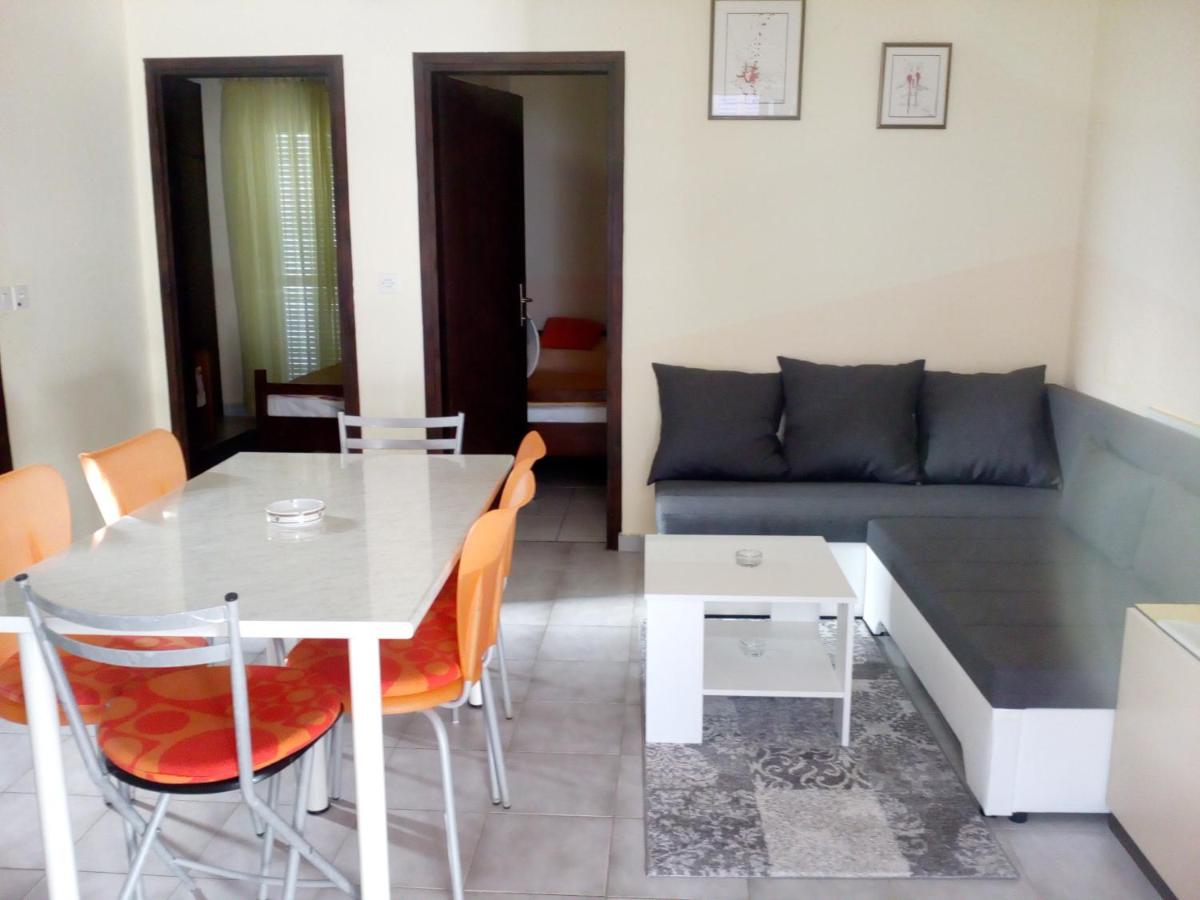 Hotel Apartments Domi - Image 1