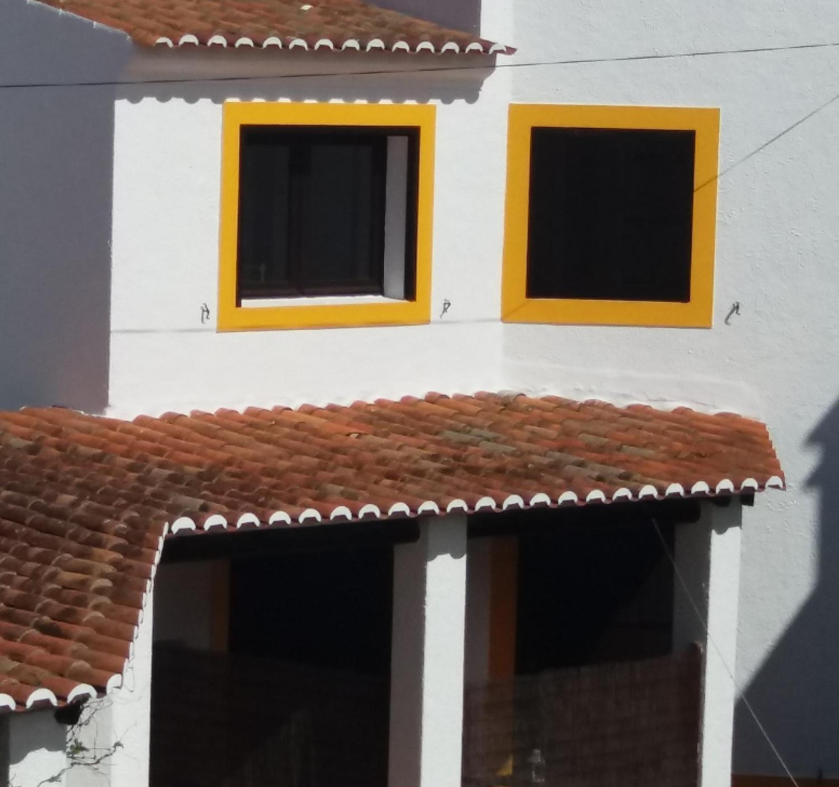 Hotel Casa das Hortências By Alojamentos Vitinho - Vila Nova MIlfontes - Image 1