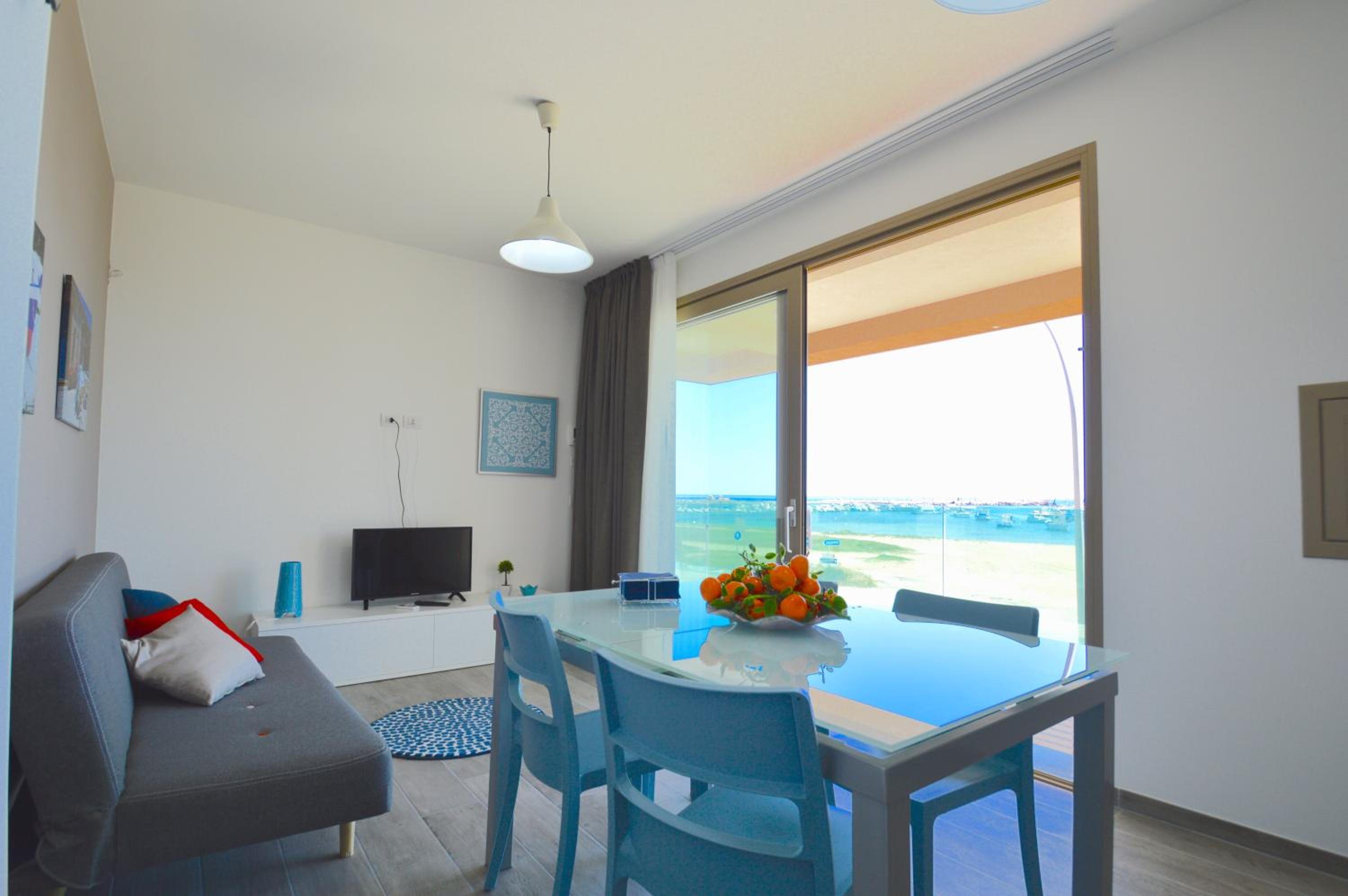 Yachting Apartment photo 3
