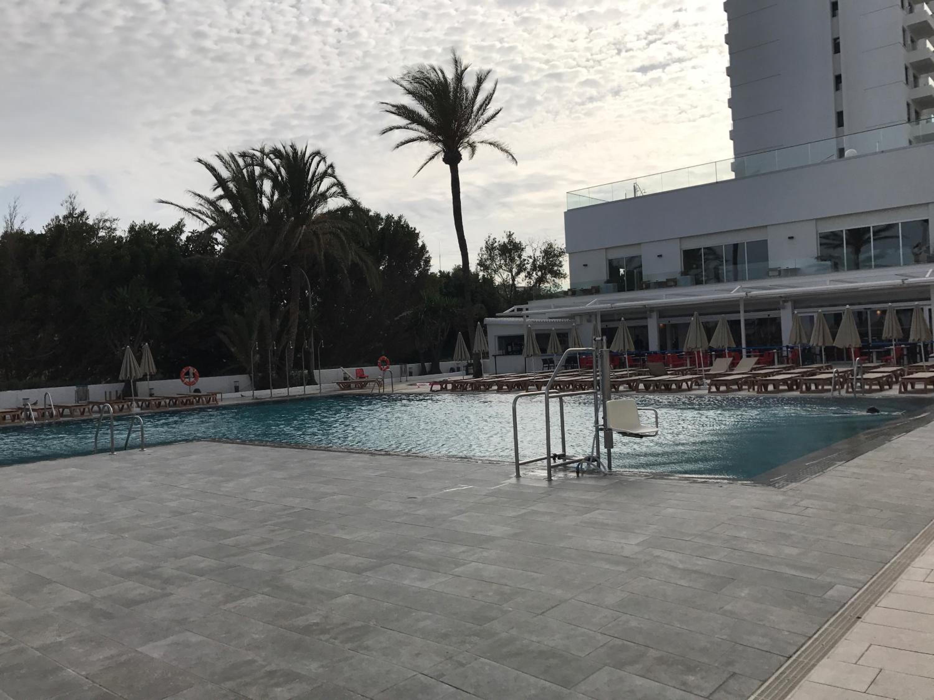 APARTMENT SOL CARIHUELA TORREMOLINOS photo 3