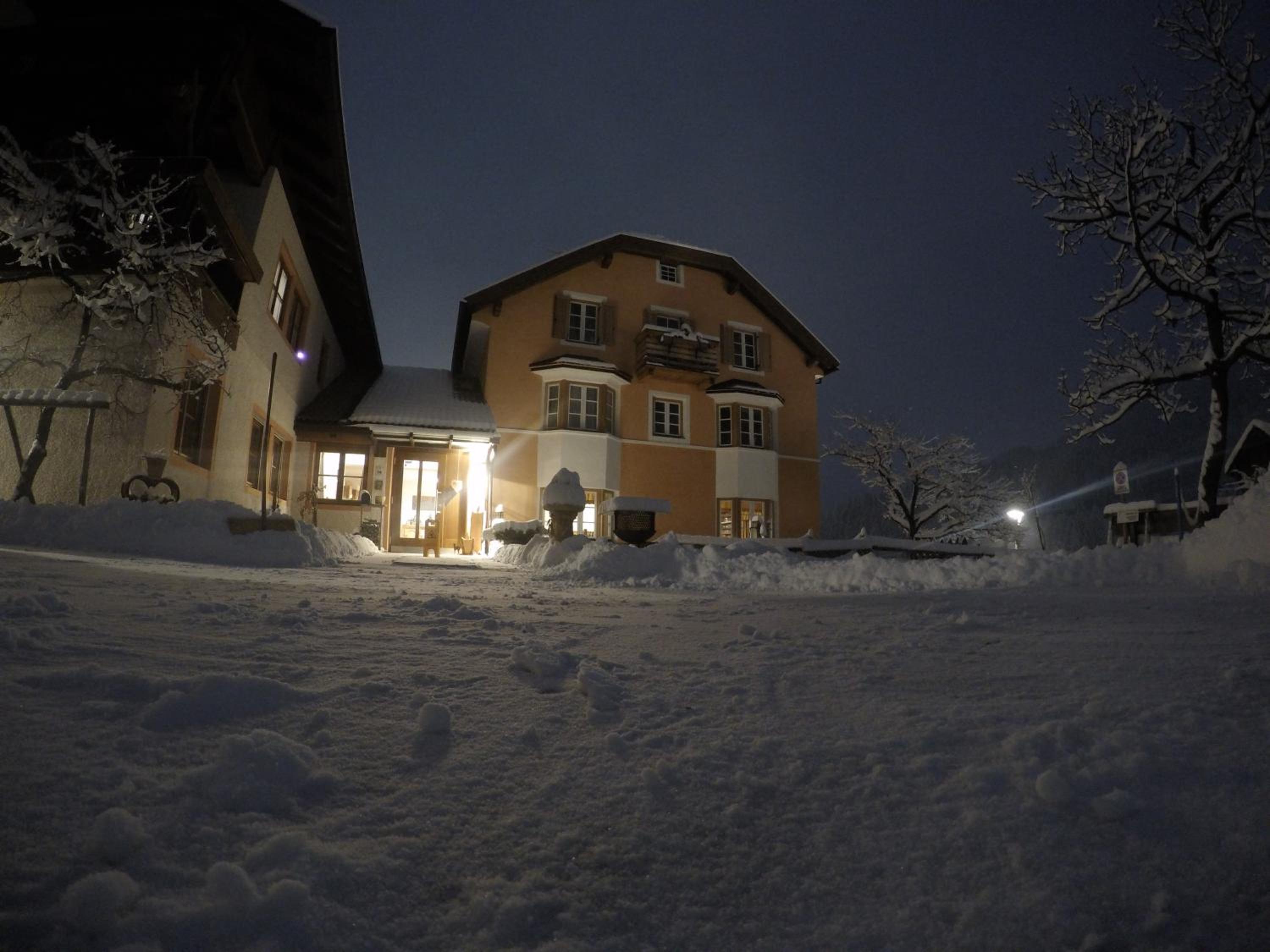 Photo 27