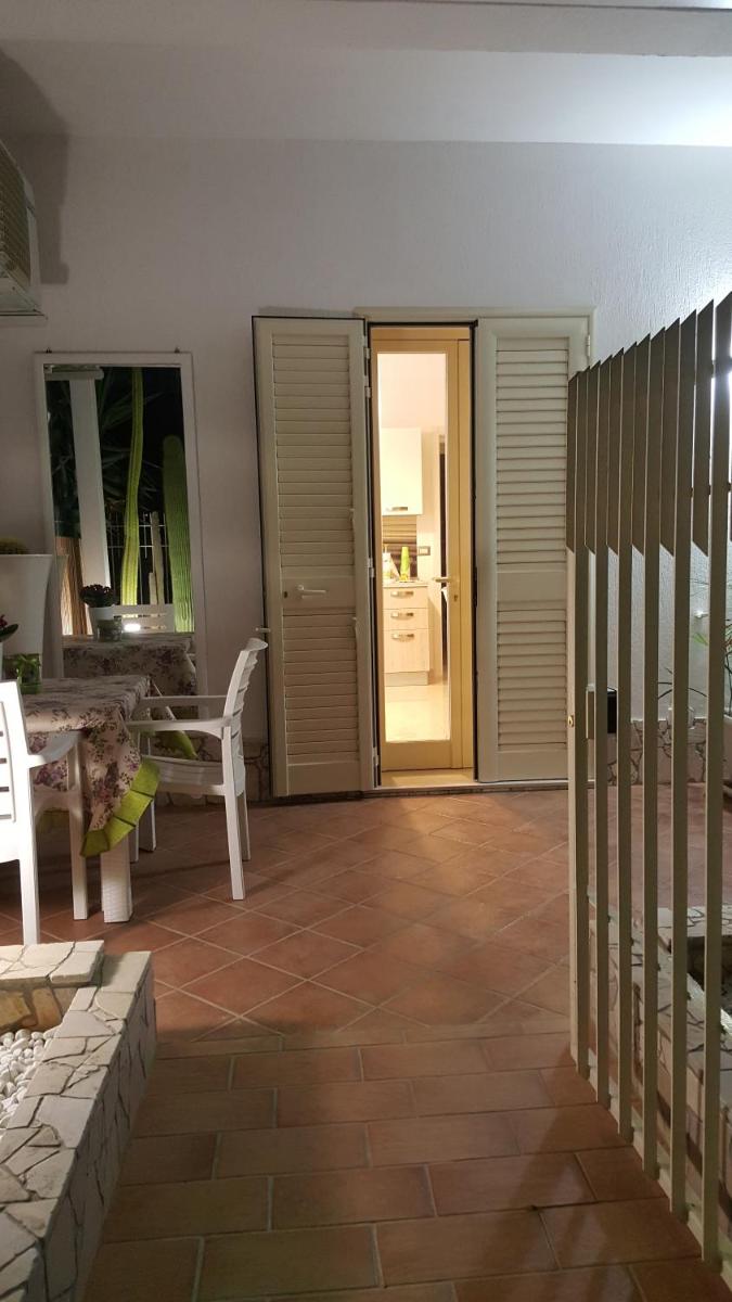 Casina Cucci view 3