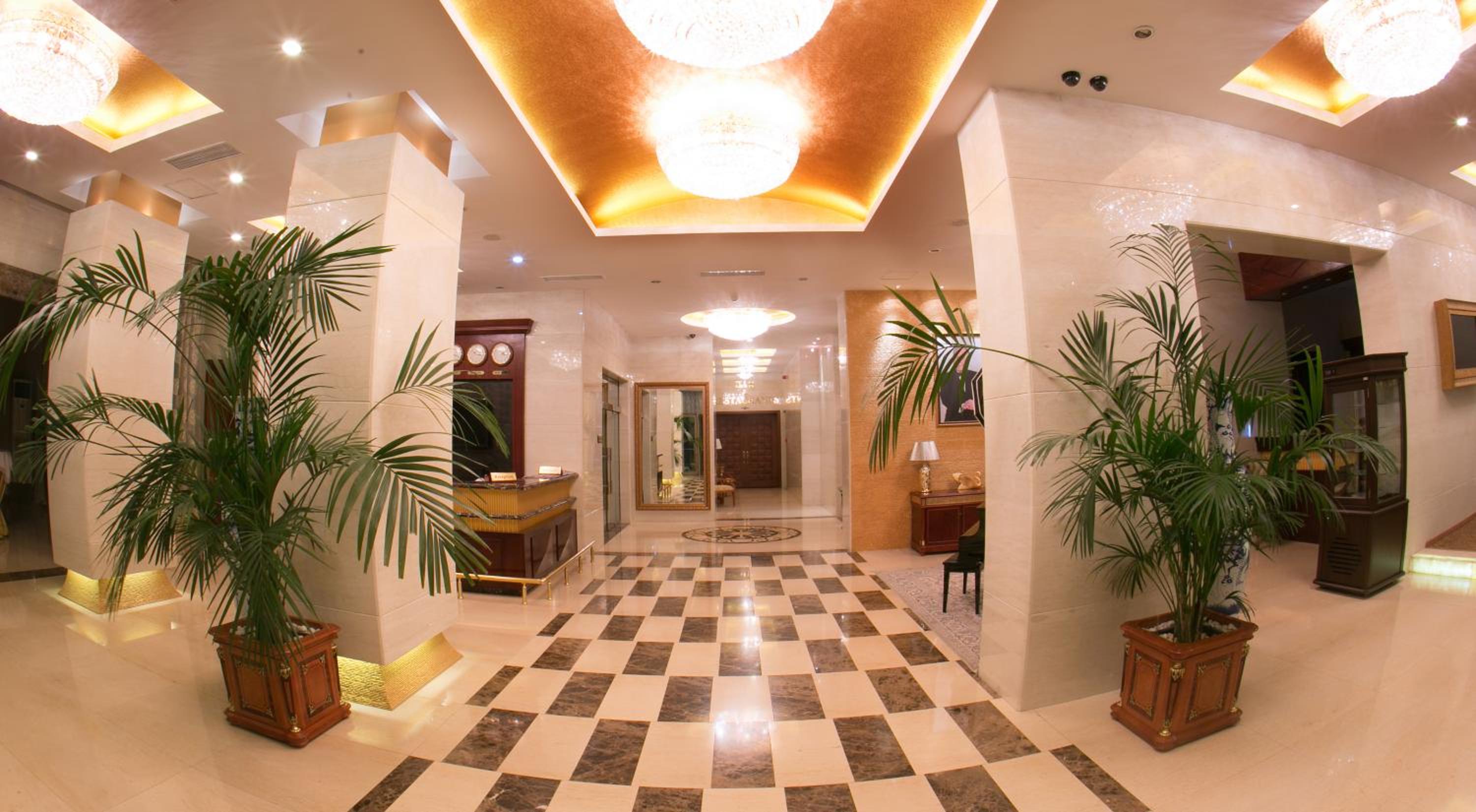 Golden Coast Hotel
