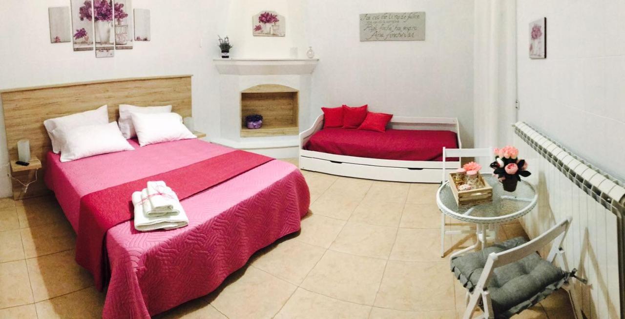 up en Carosino — hotel room