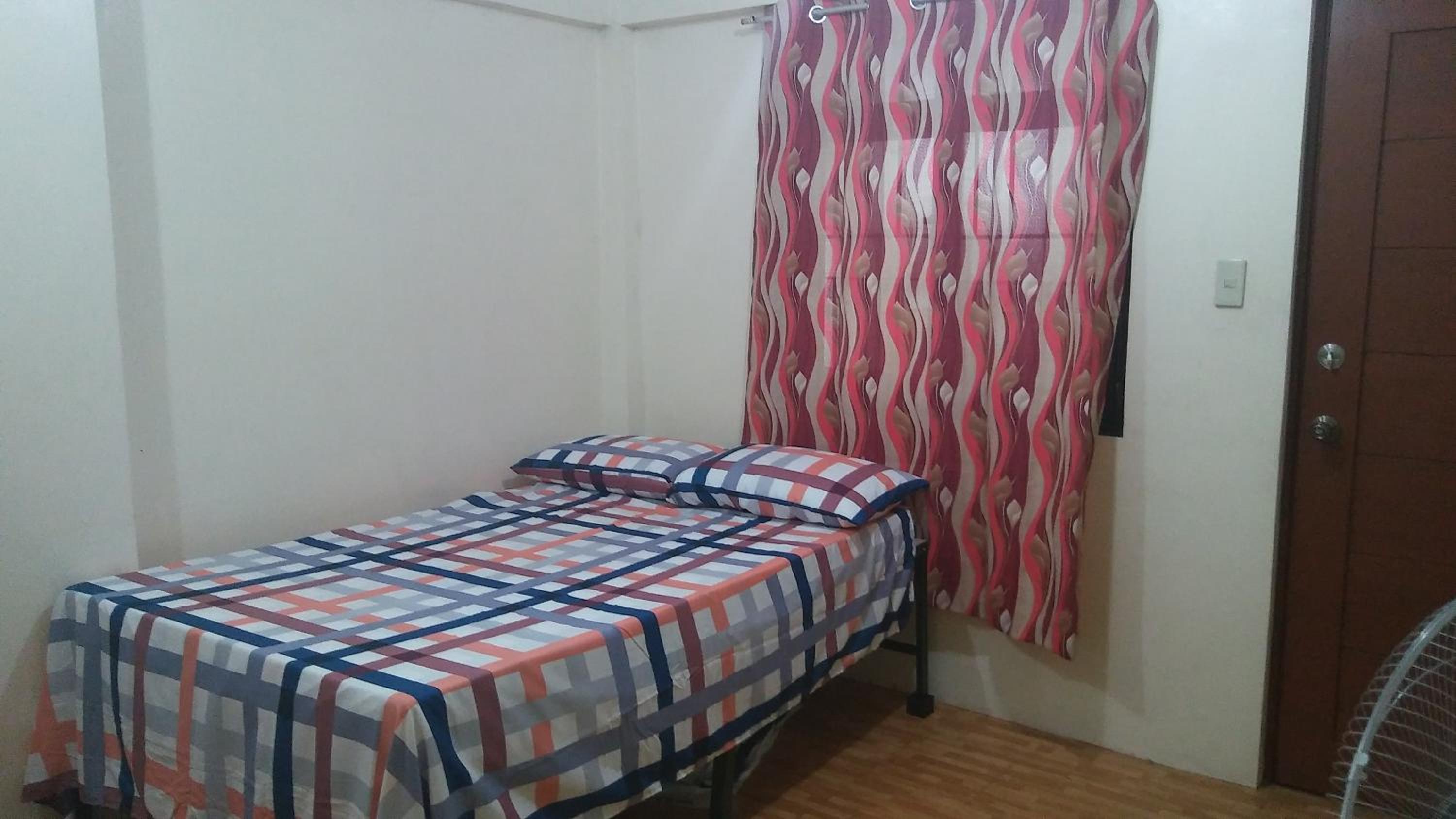 Budget Studio Unit in Makati