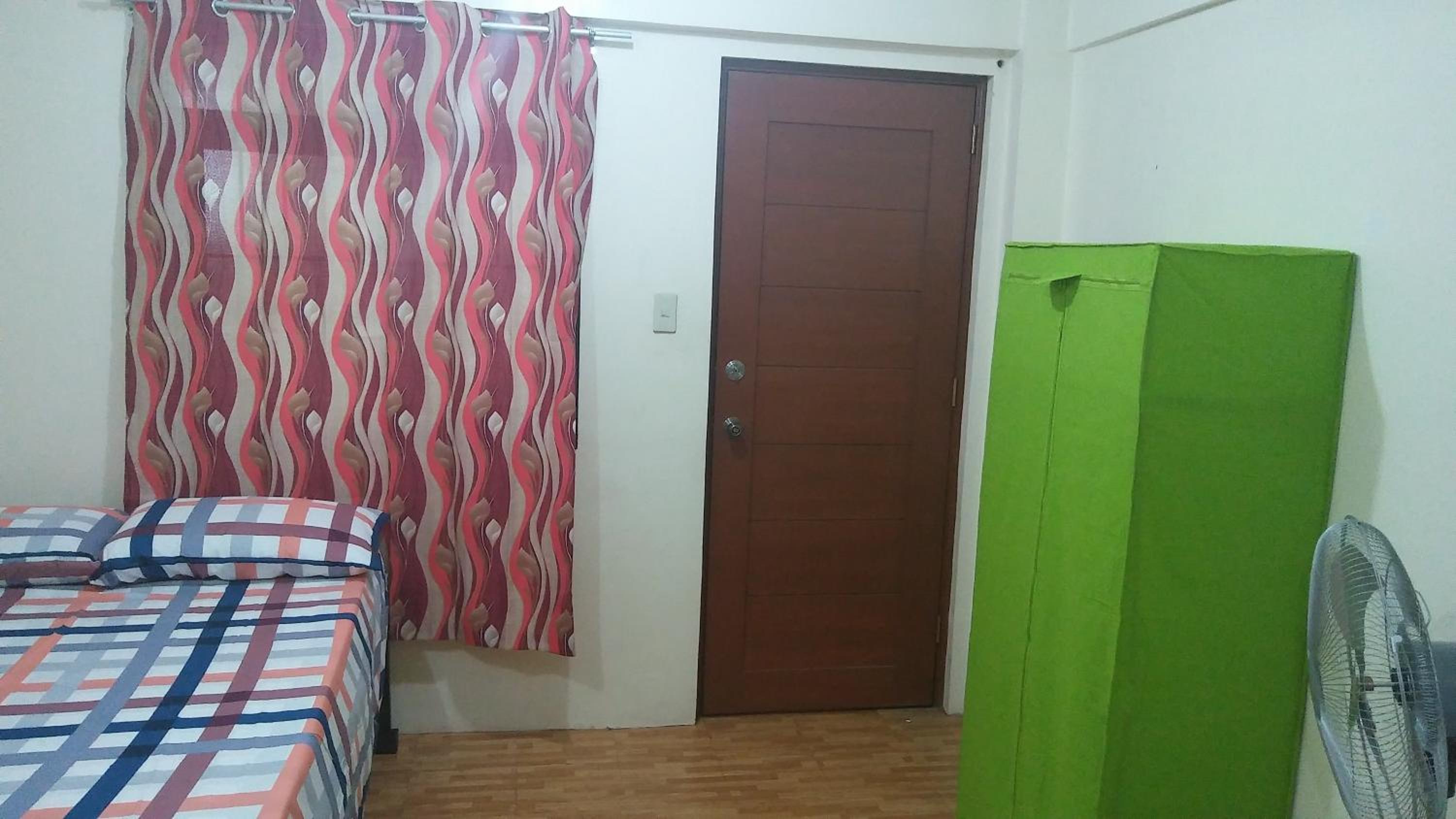Budget Studio Unit in Makati