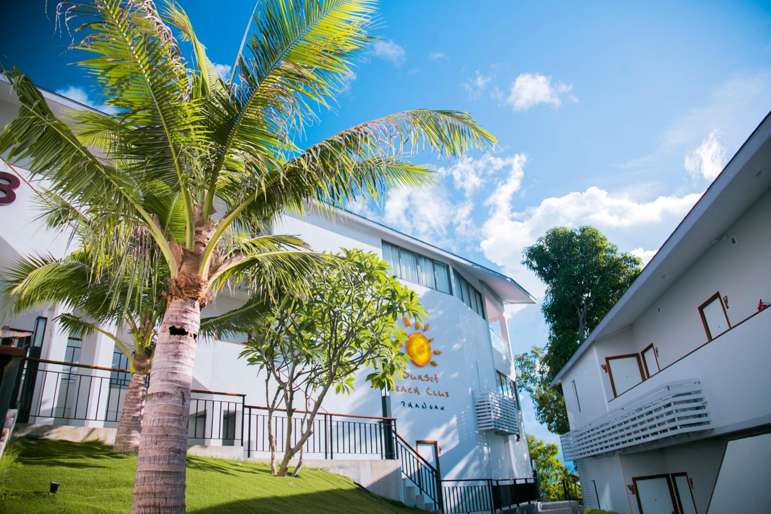 Sunset Beach Hotel - Adults Only
