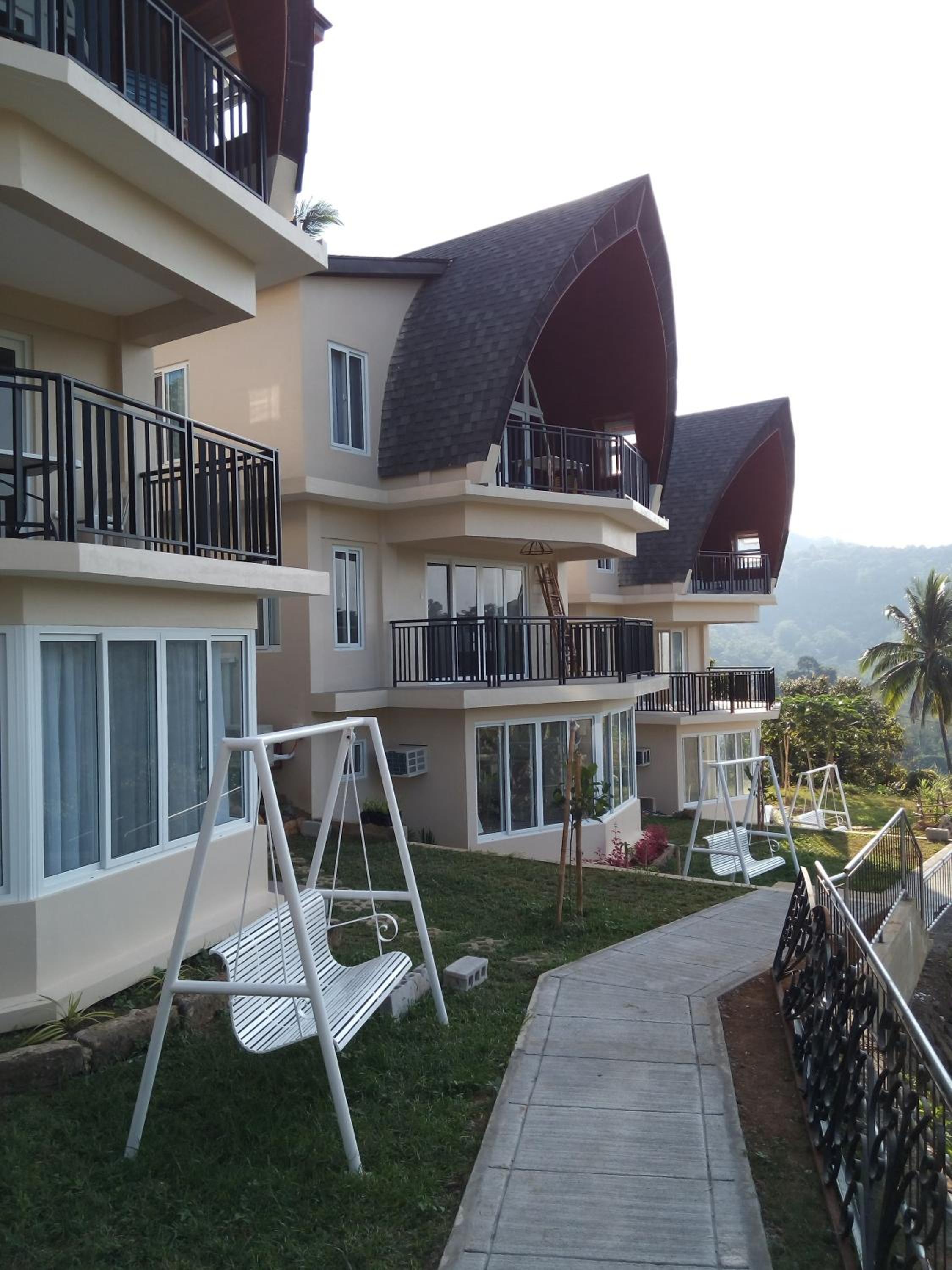 The Duyan House at Sinagtala Resort