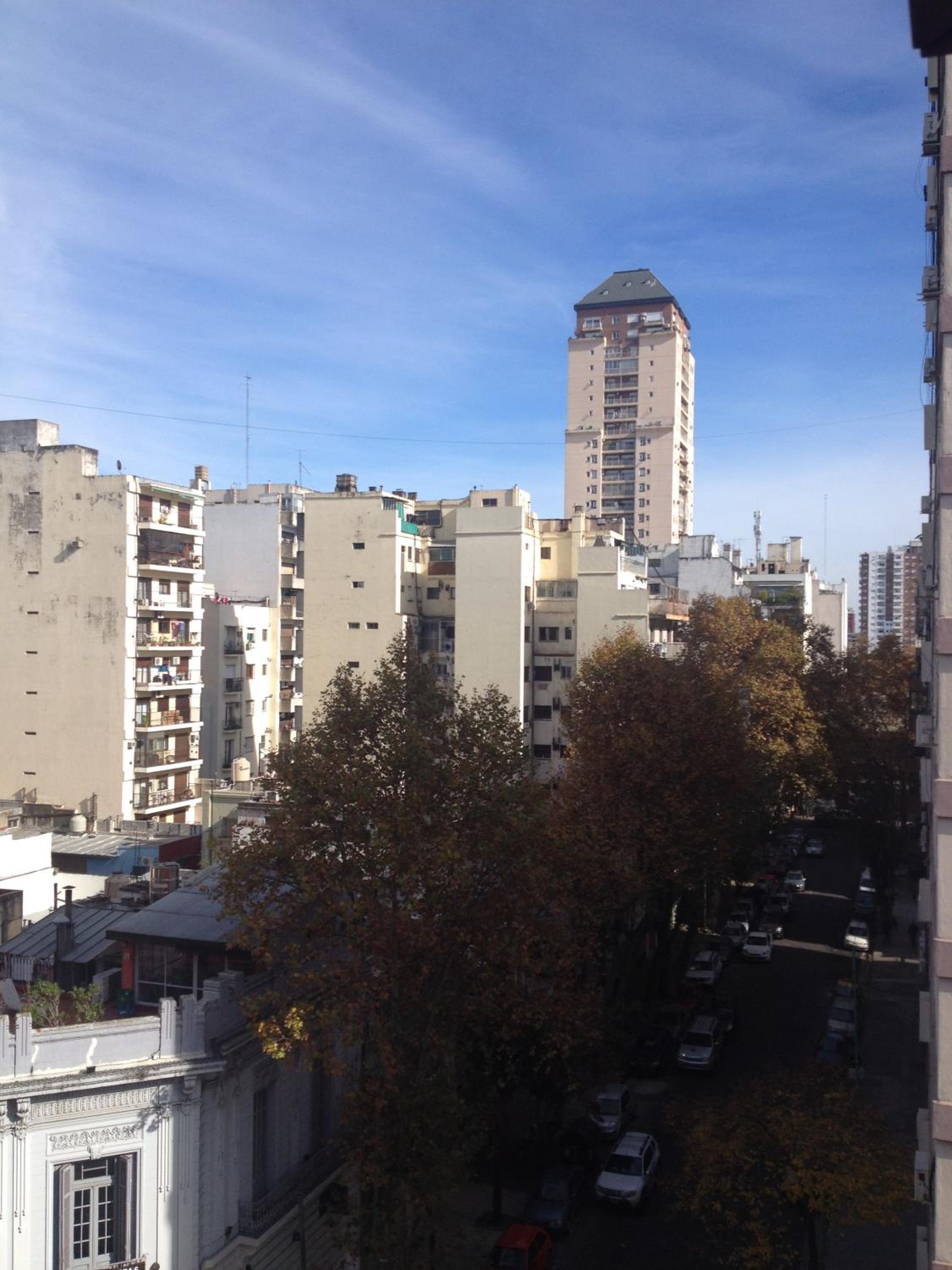 Apartamento Bulnes y Calle Corrientes