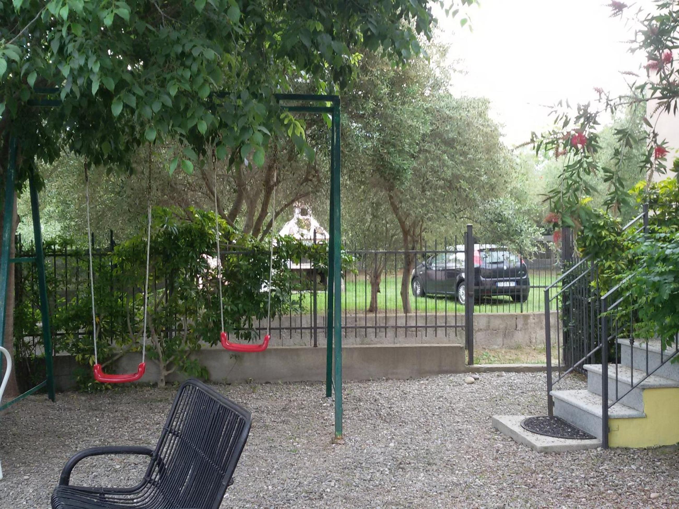 Photo 43