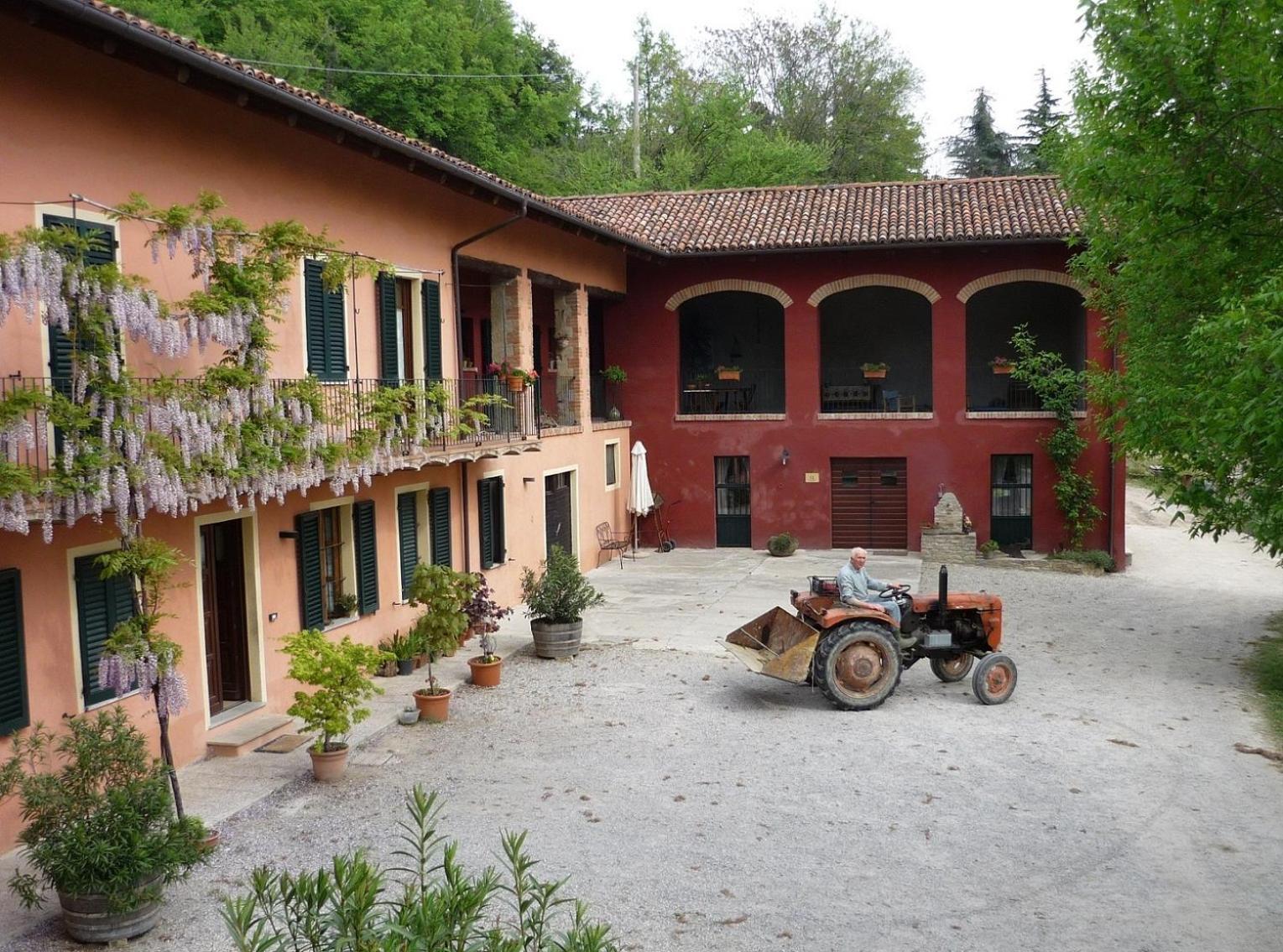 Cascina Sant'Eufemia view 3