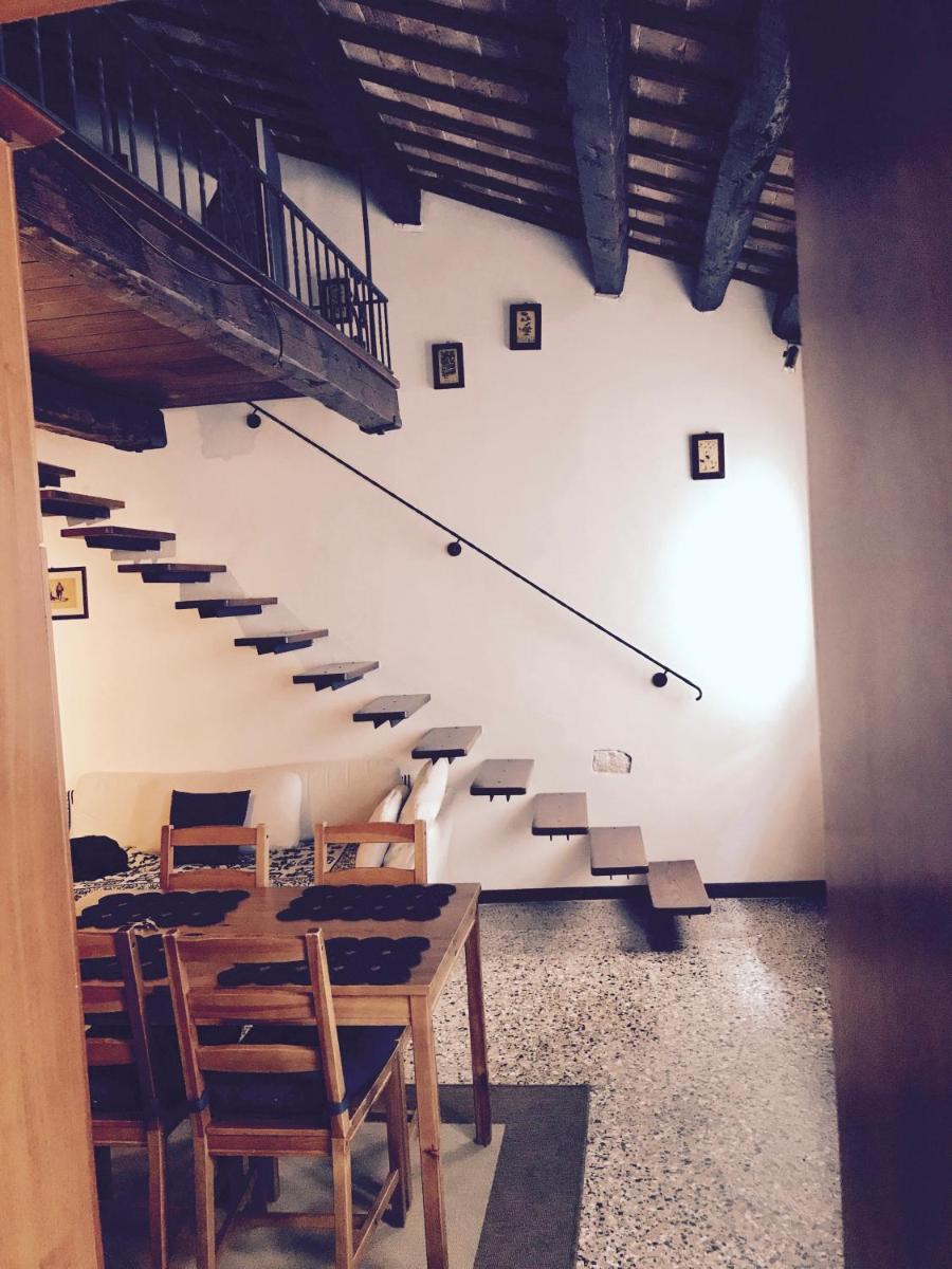 Hesperia Apartment