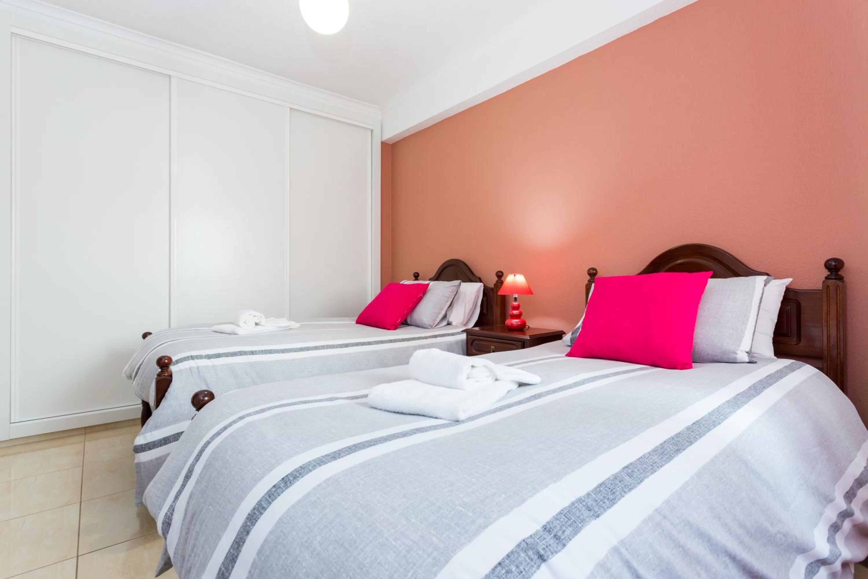 Apartamento Arenga en Lagos — hotel room