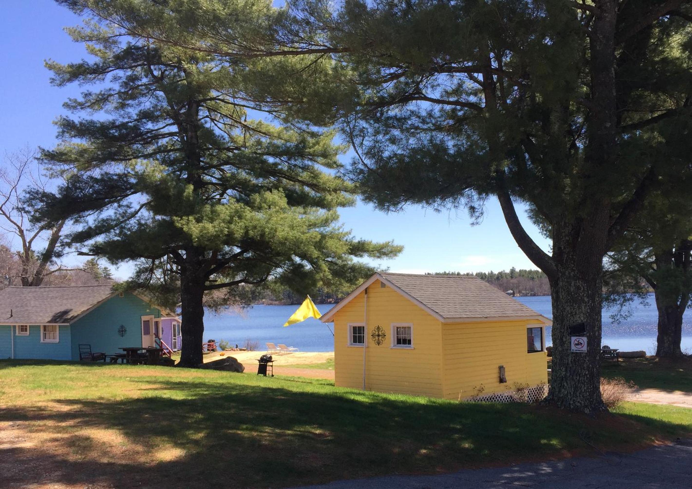 The Cottages at Harvey Lake