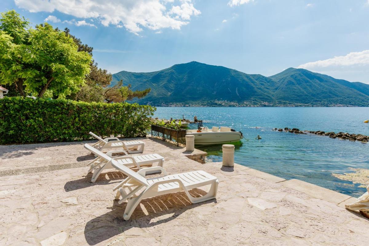 Luxury Stone Villa view 4