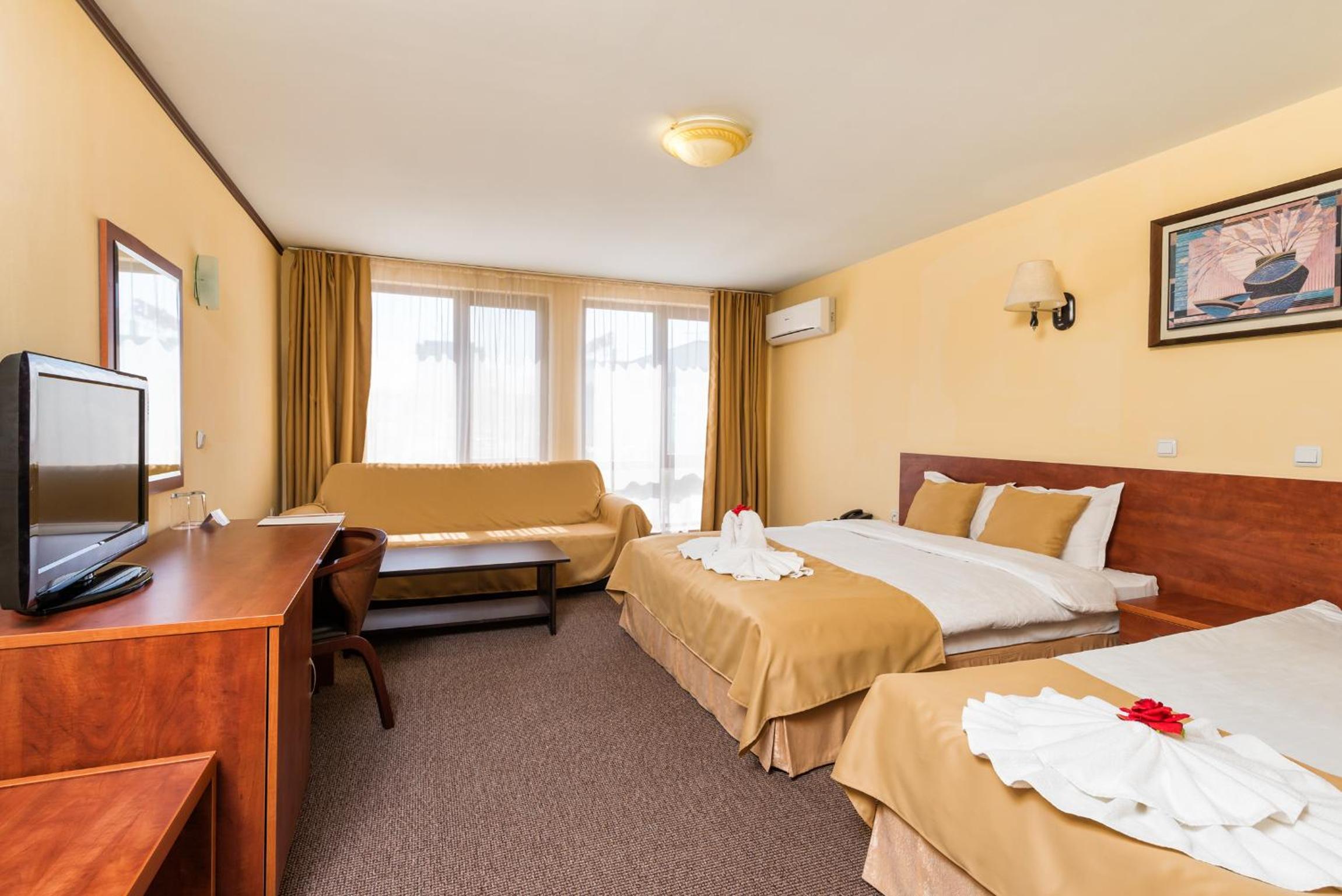 Avenue Hotel - Image 3