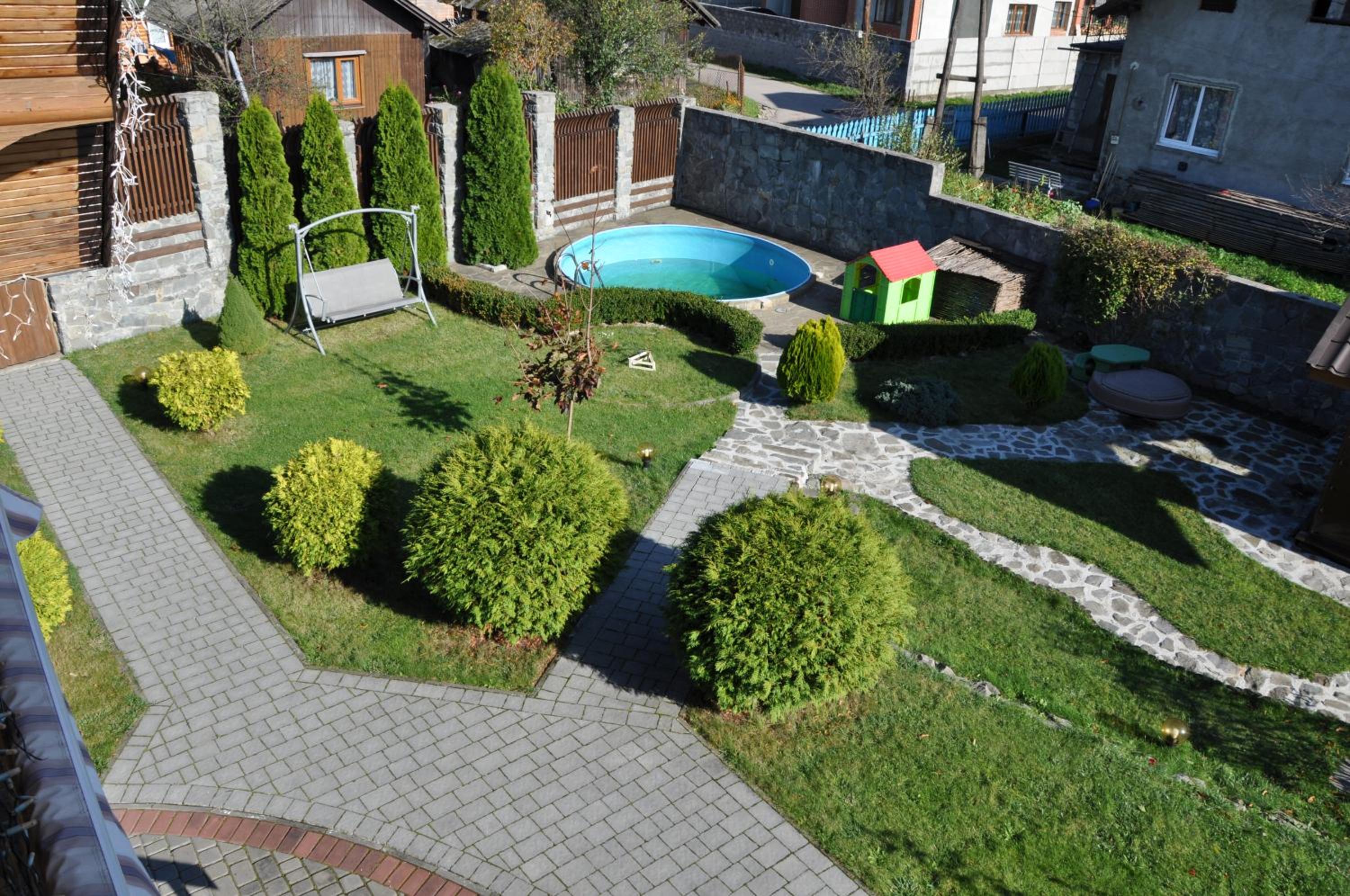 Photo 12