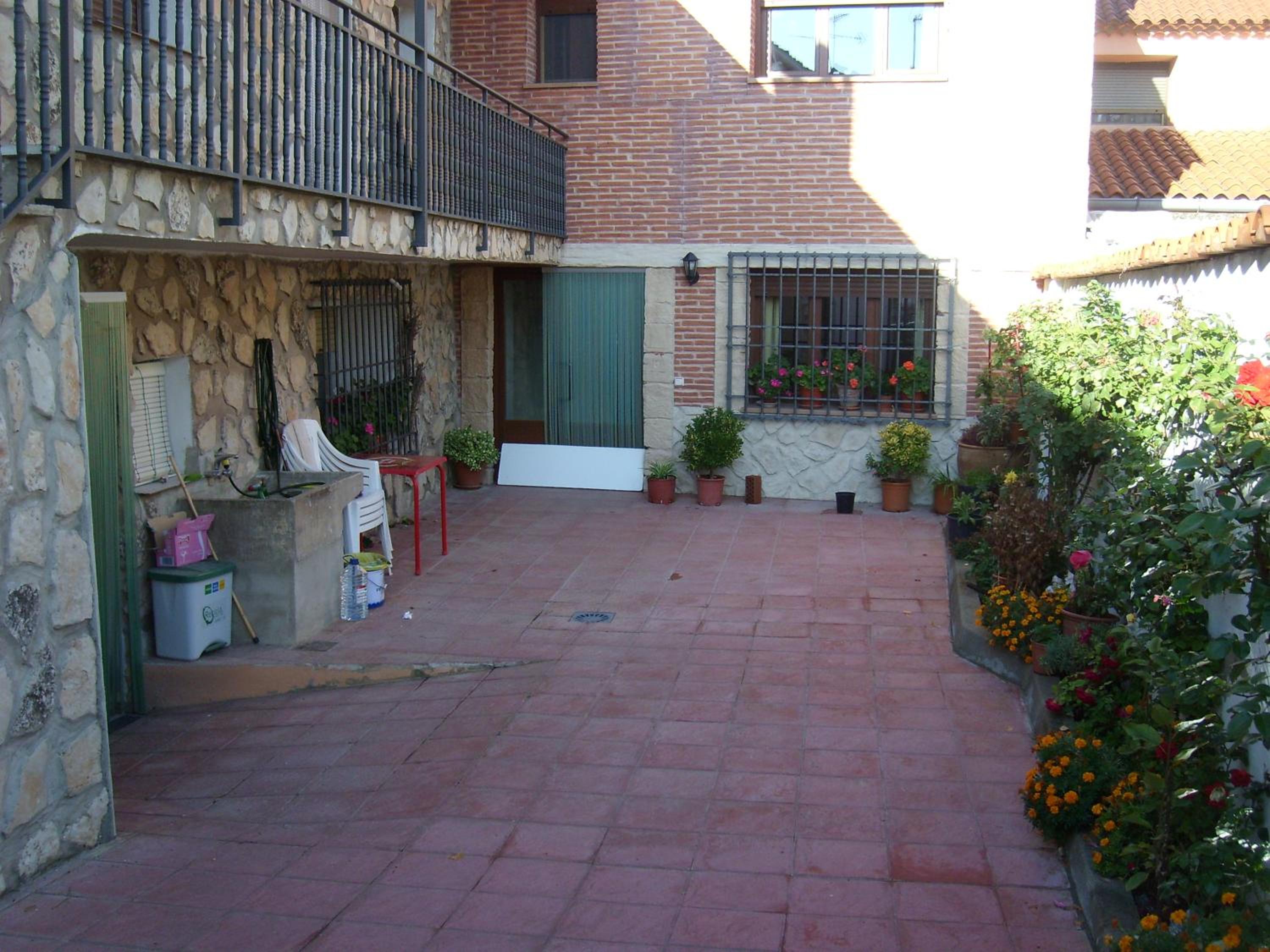 Photo 34