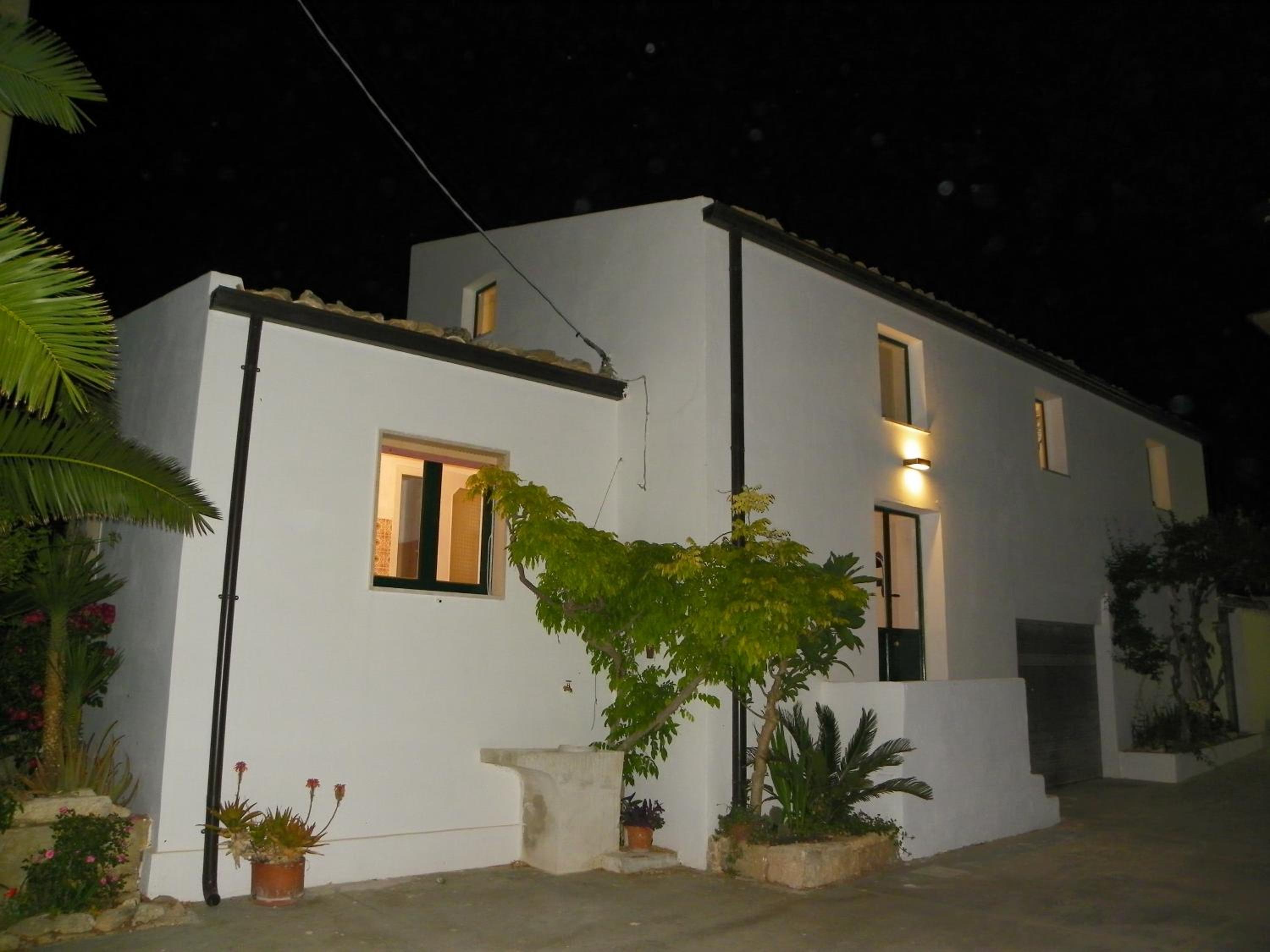 Photo 52