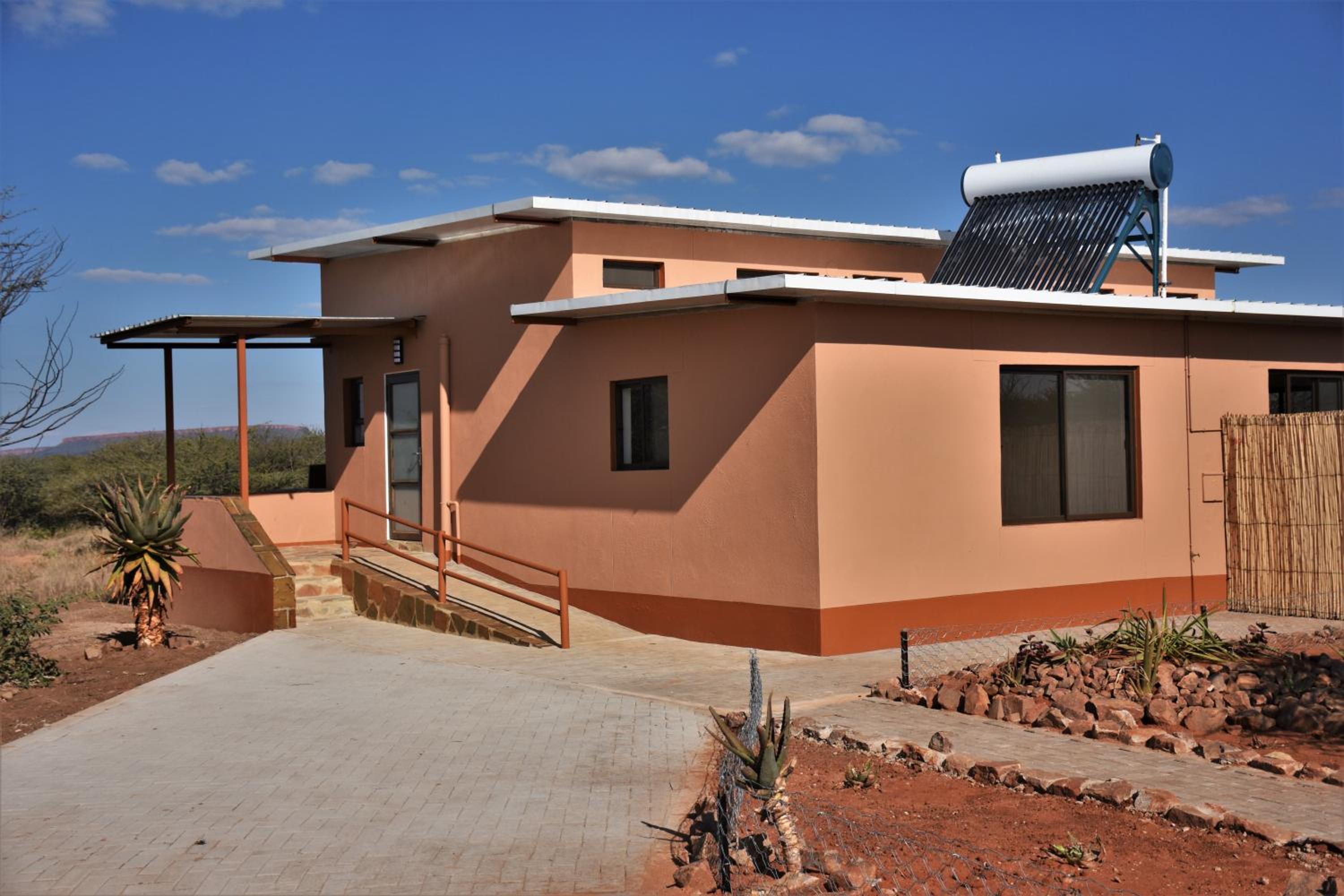 Cheetah View Lodge at Cheetah Conservation Fund view 2