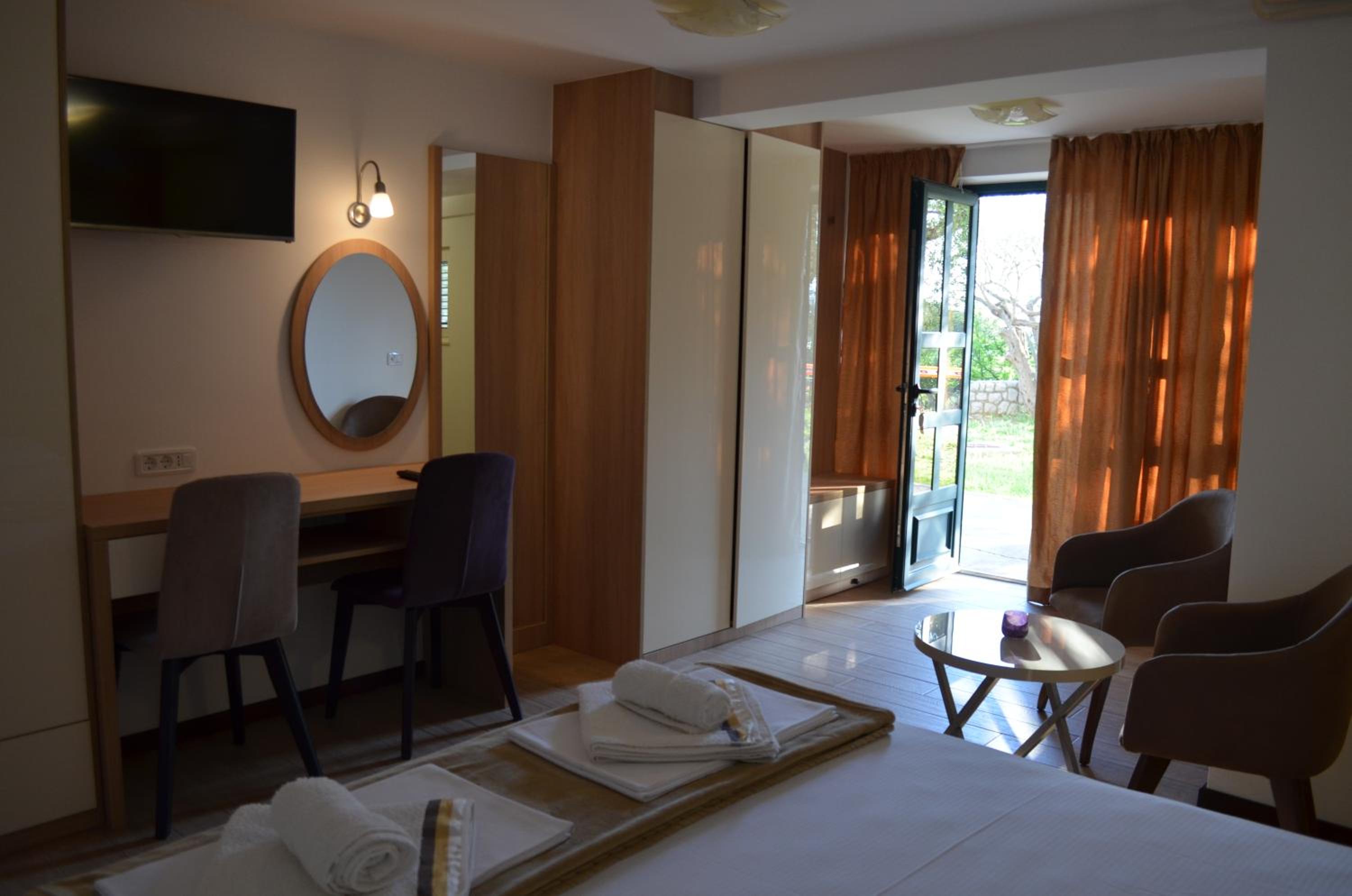 Apartments TMV Dragovic view 2