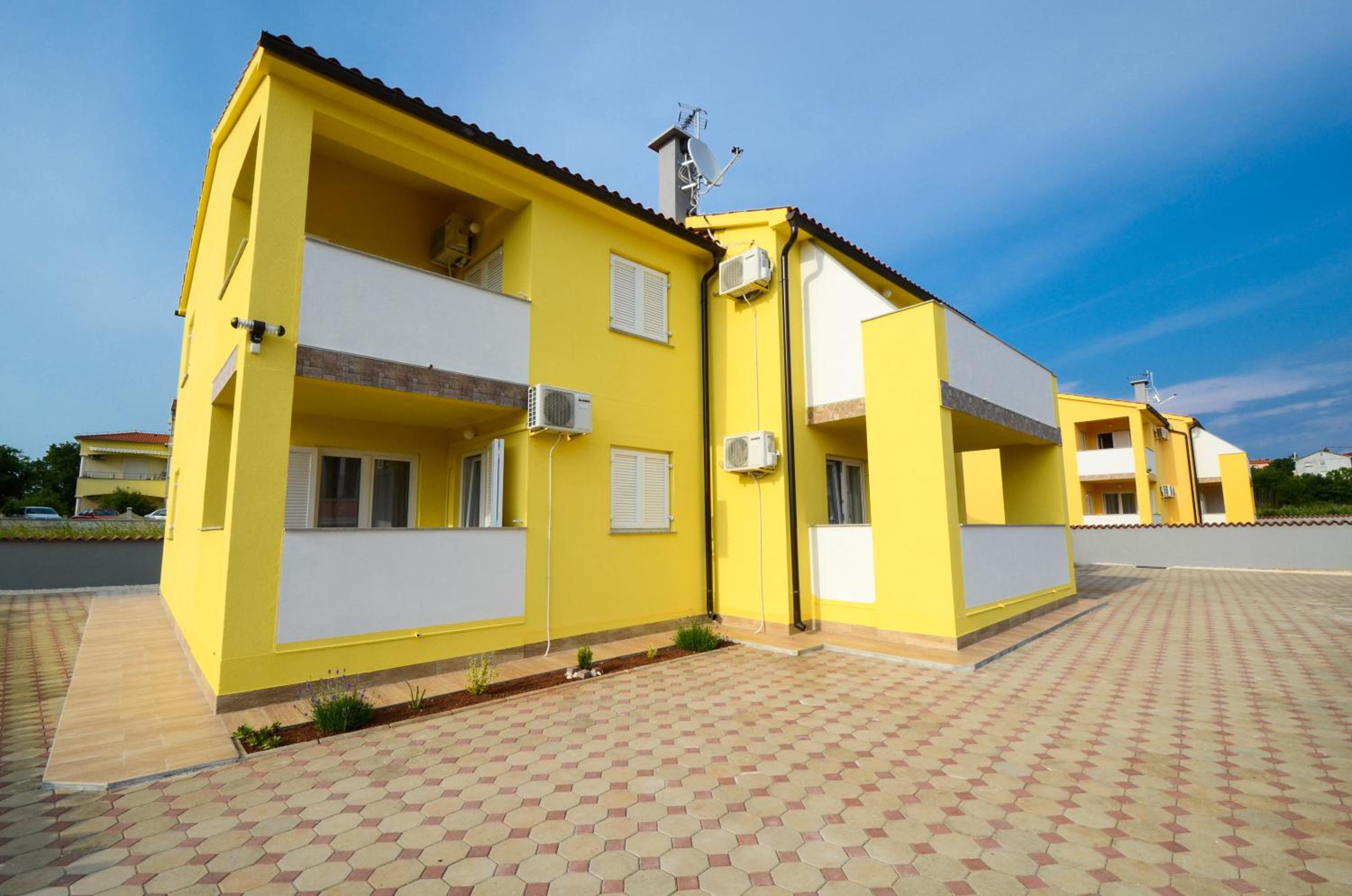 Apartments Dario