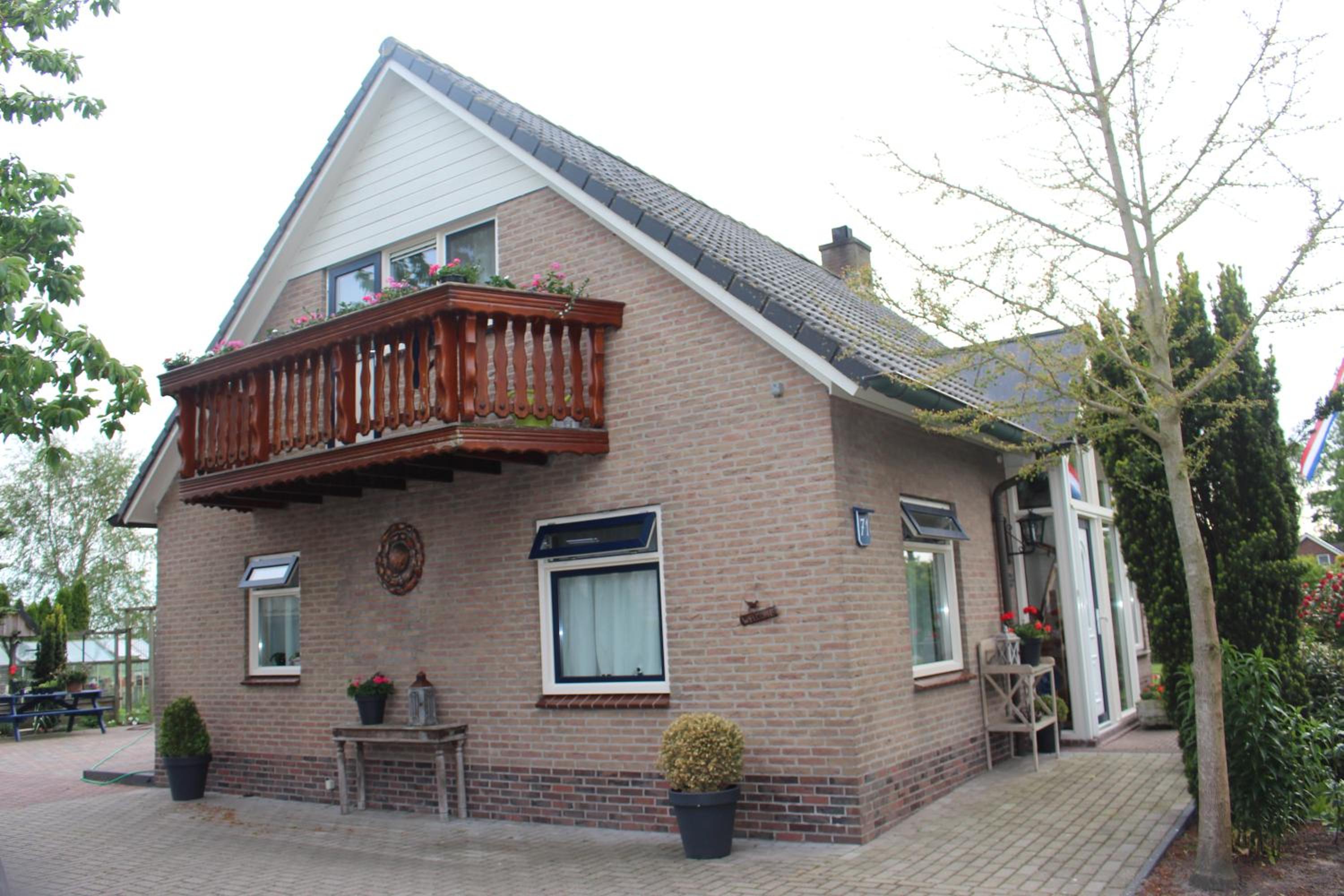 Photo 43