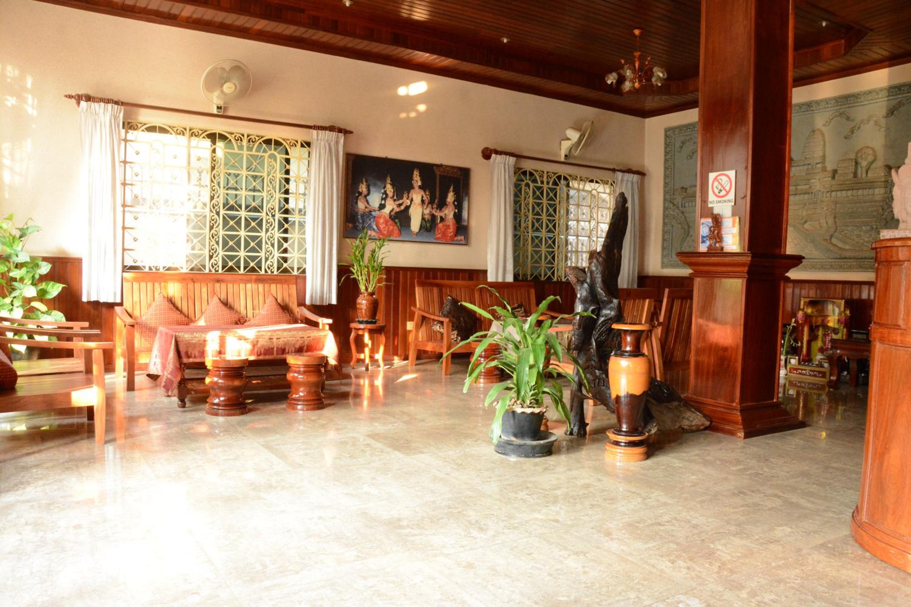 Mom's Guesthouse