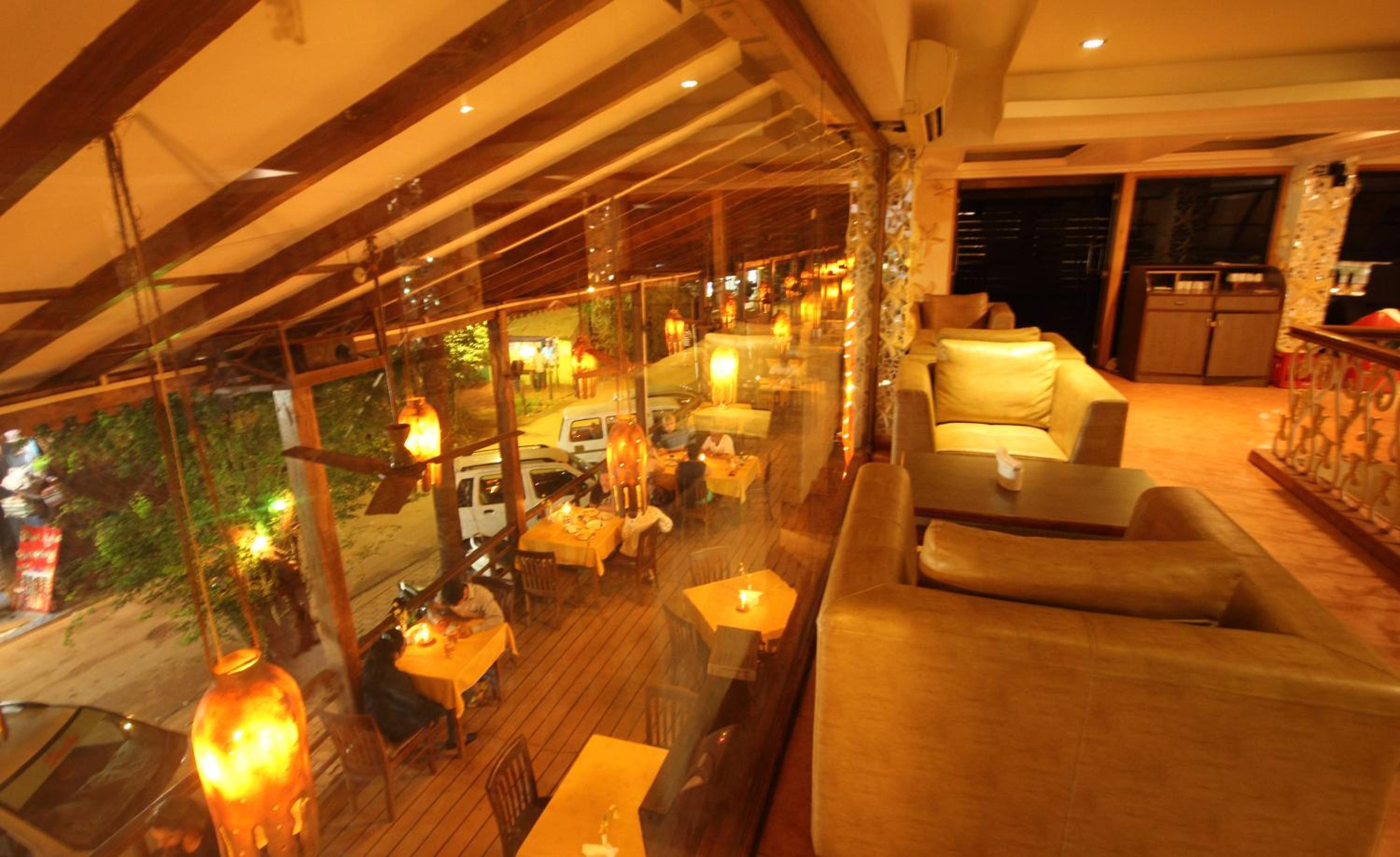De Baga Deck Comforts
