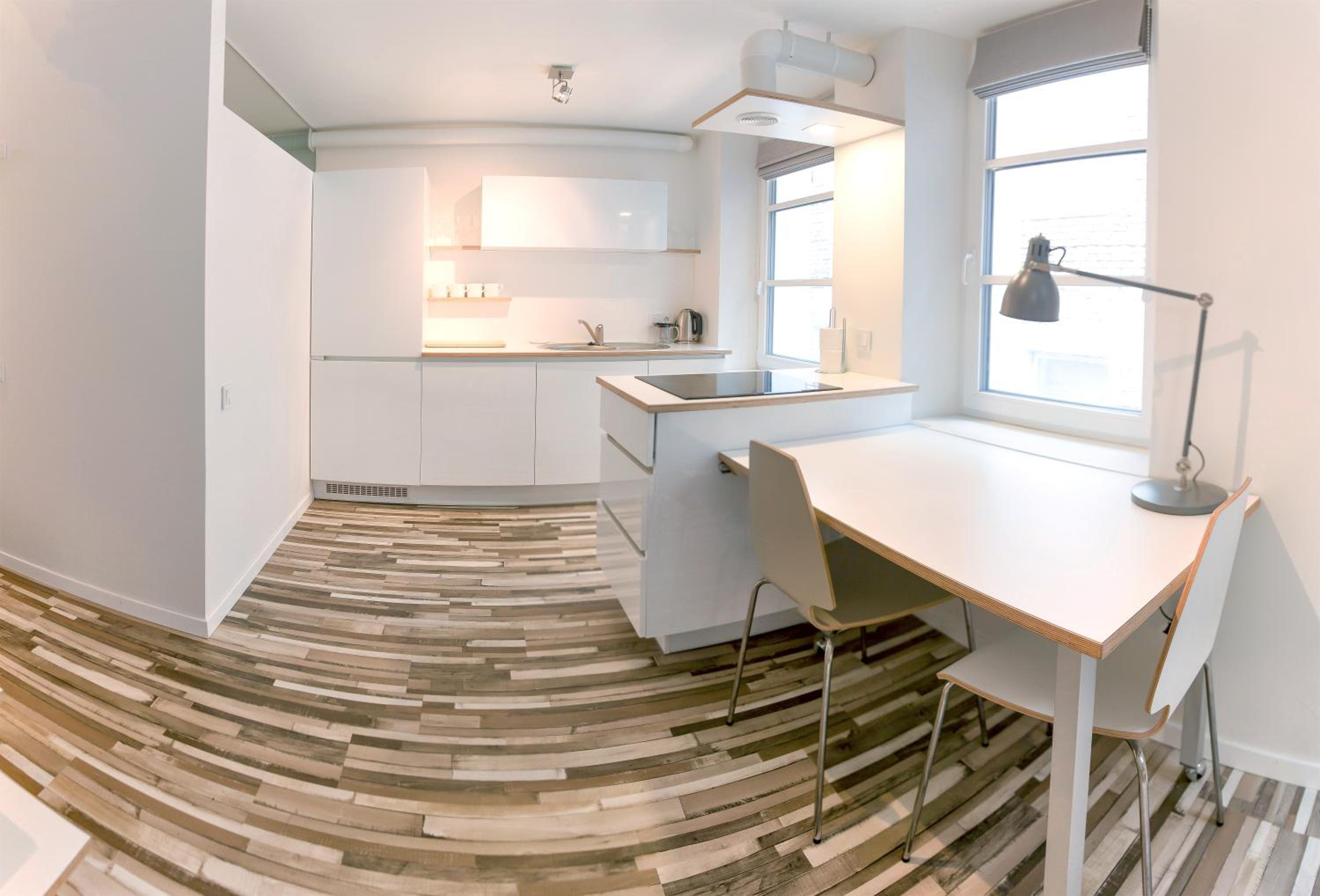 Cathedral Sq. Apartment - Odminiu Str. view 3
