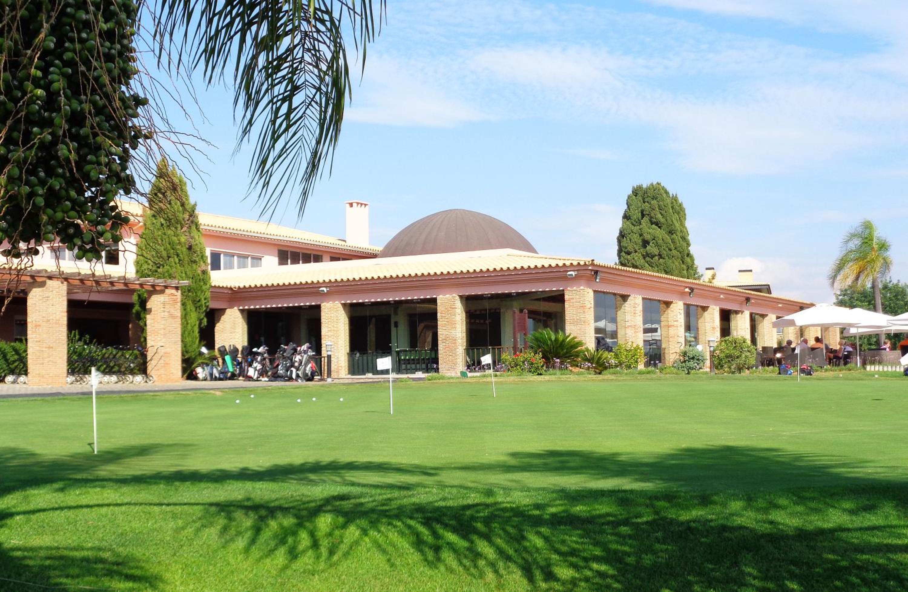 Millennium Golf Residences