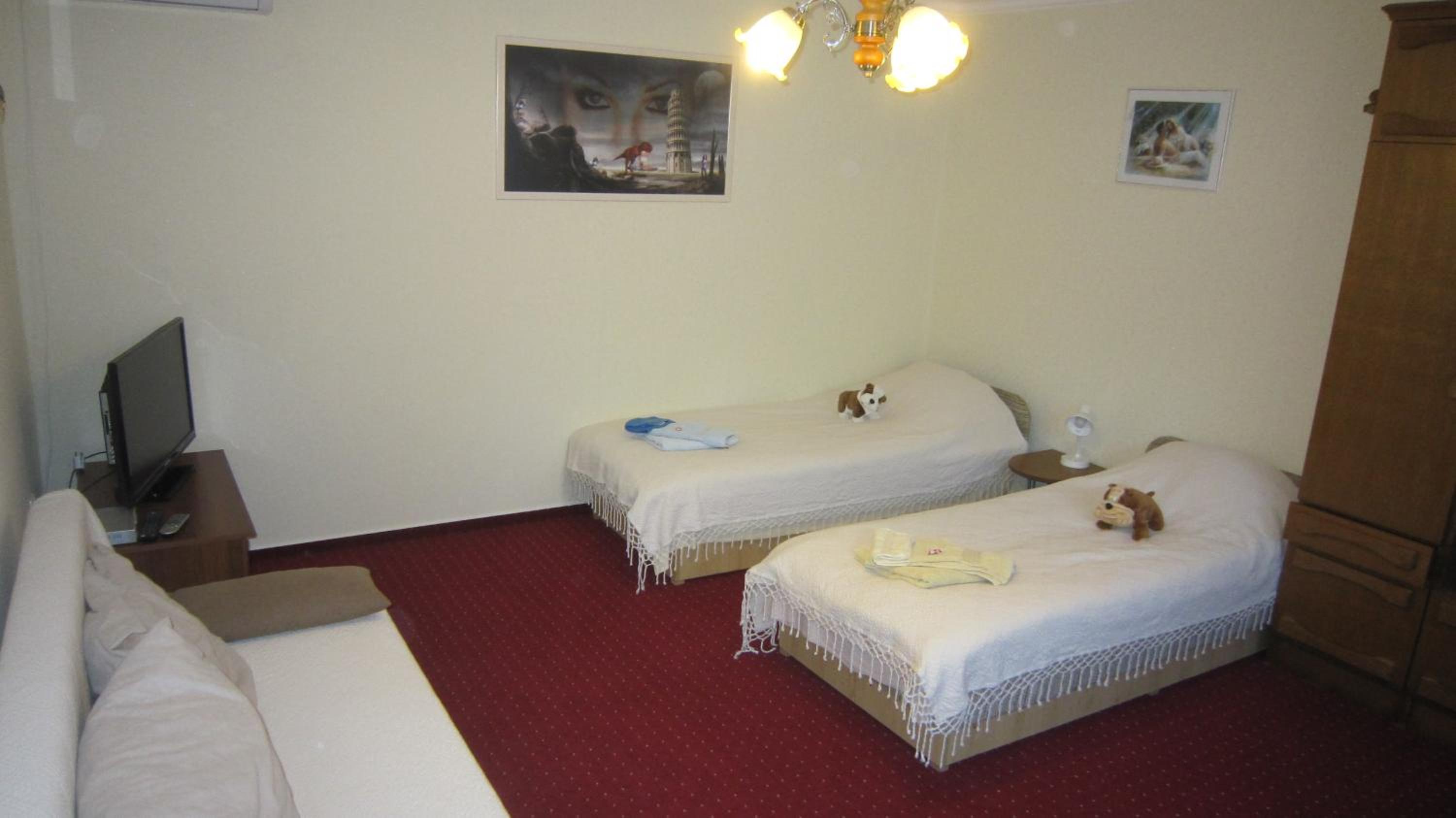 Photo 10