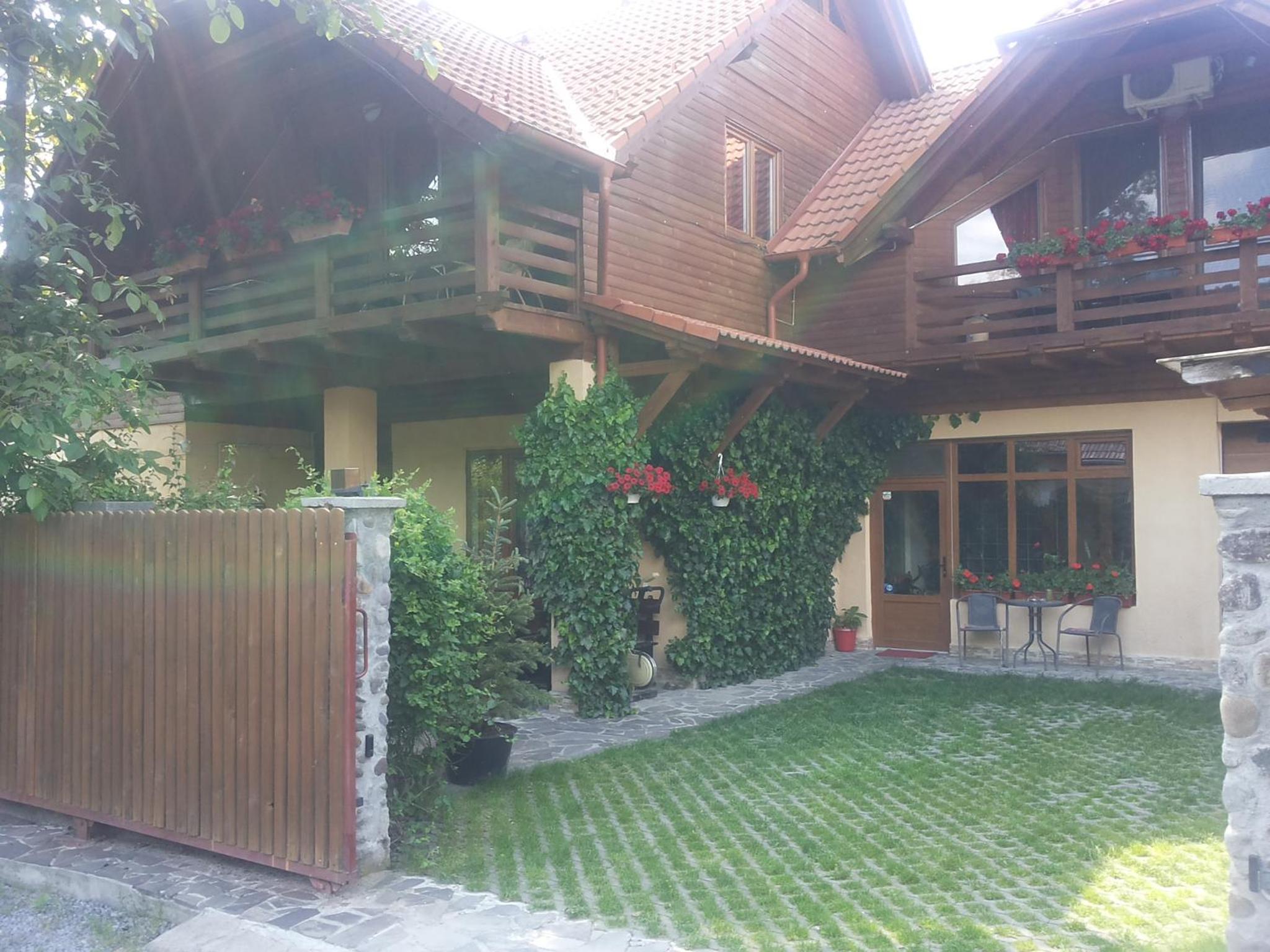 Photo 24