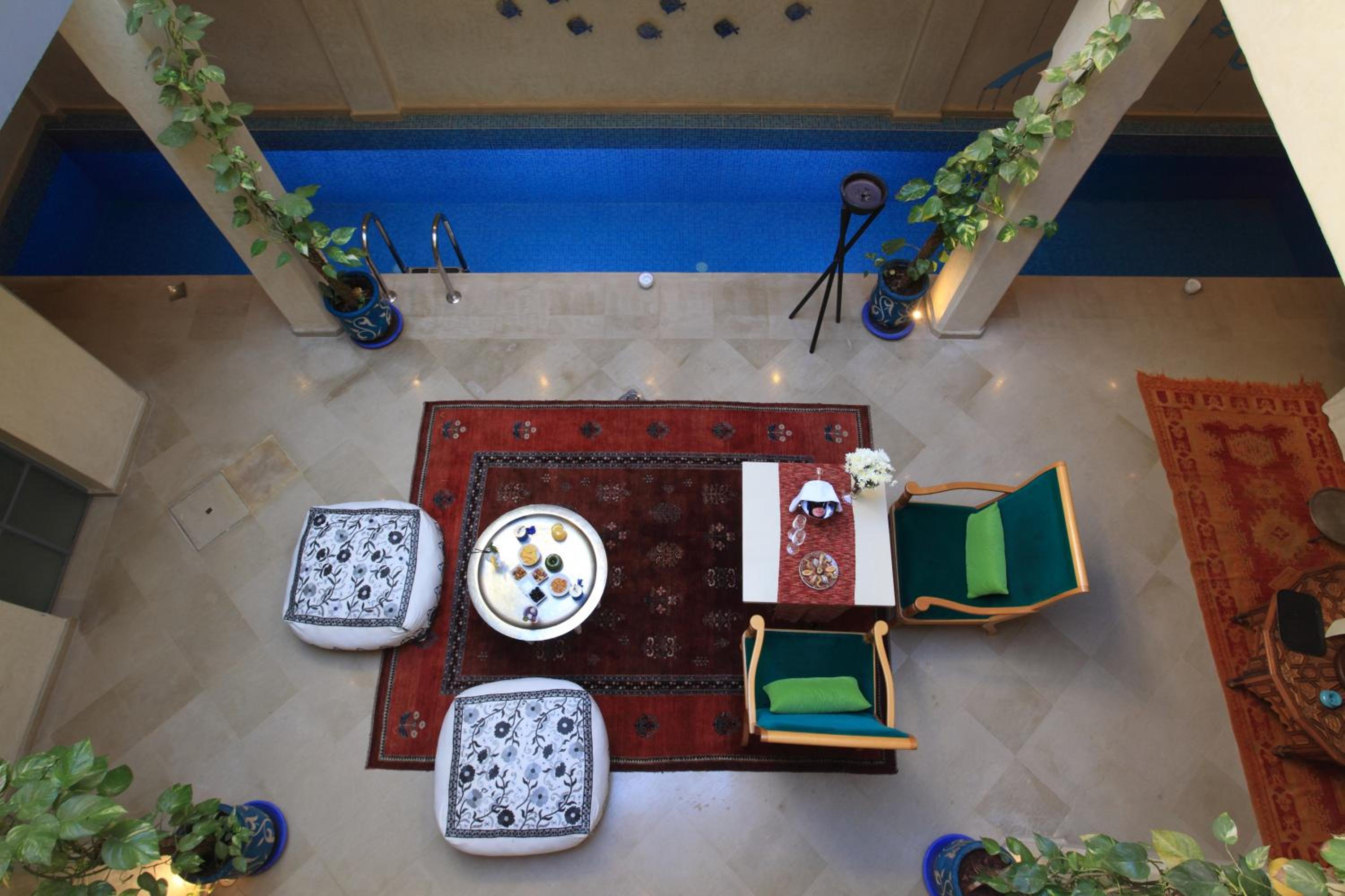 lounge