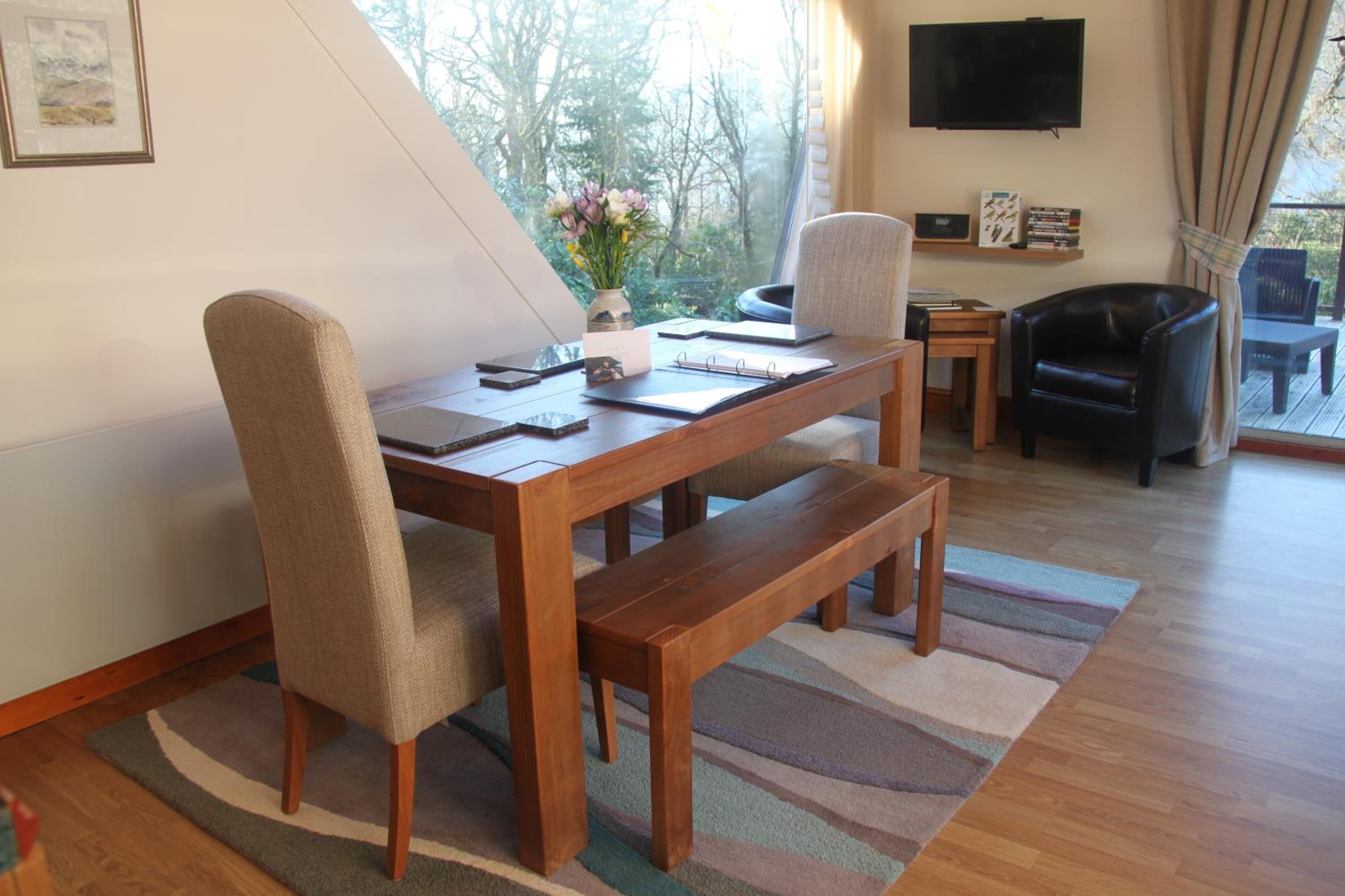 Invergloy Riverside Lodges view 4