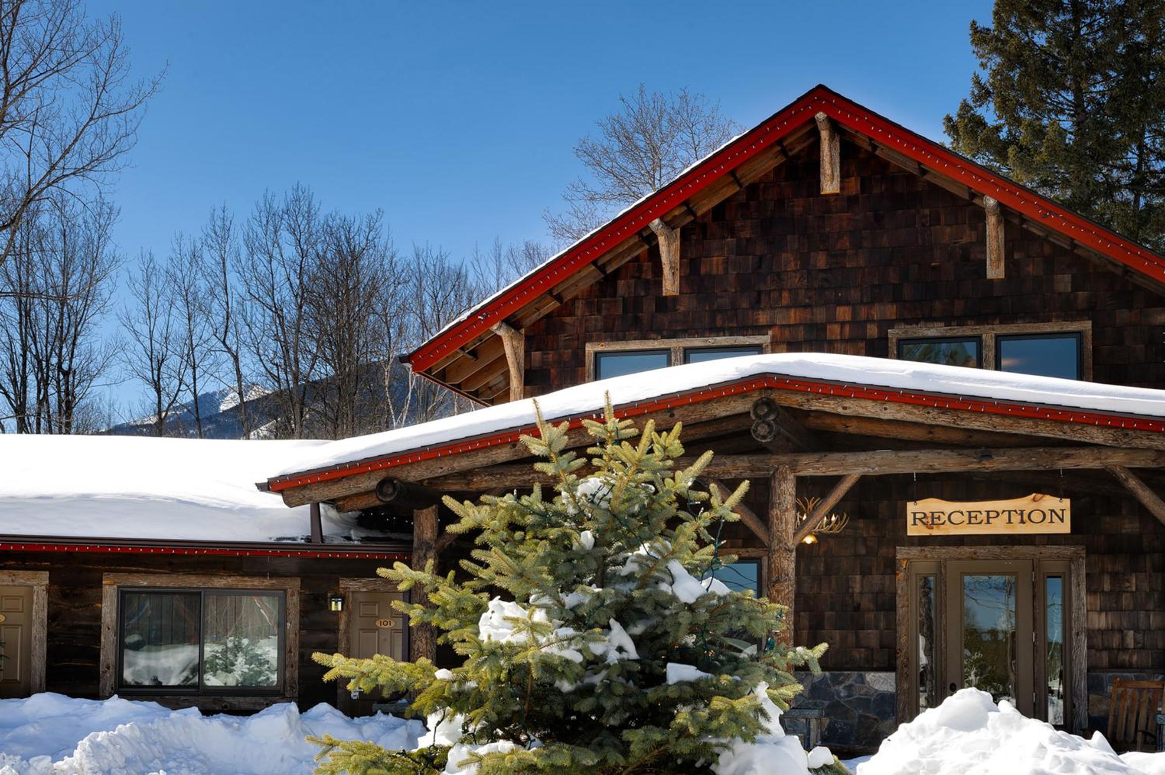 Adirondack Spruce Lodge