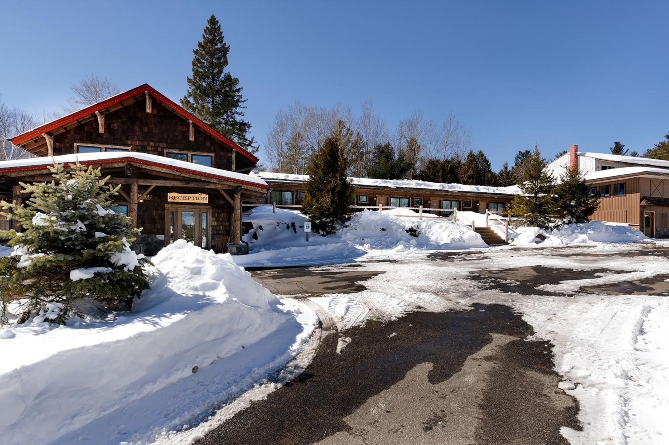Adirondack Spruce Lodge