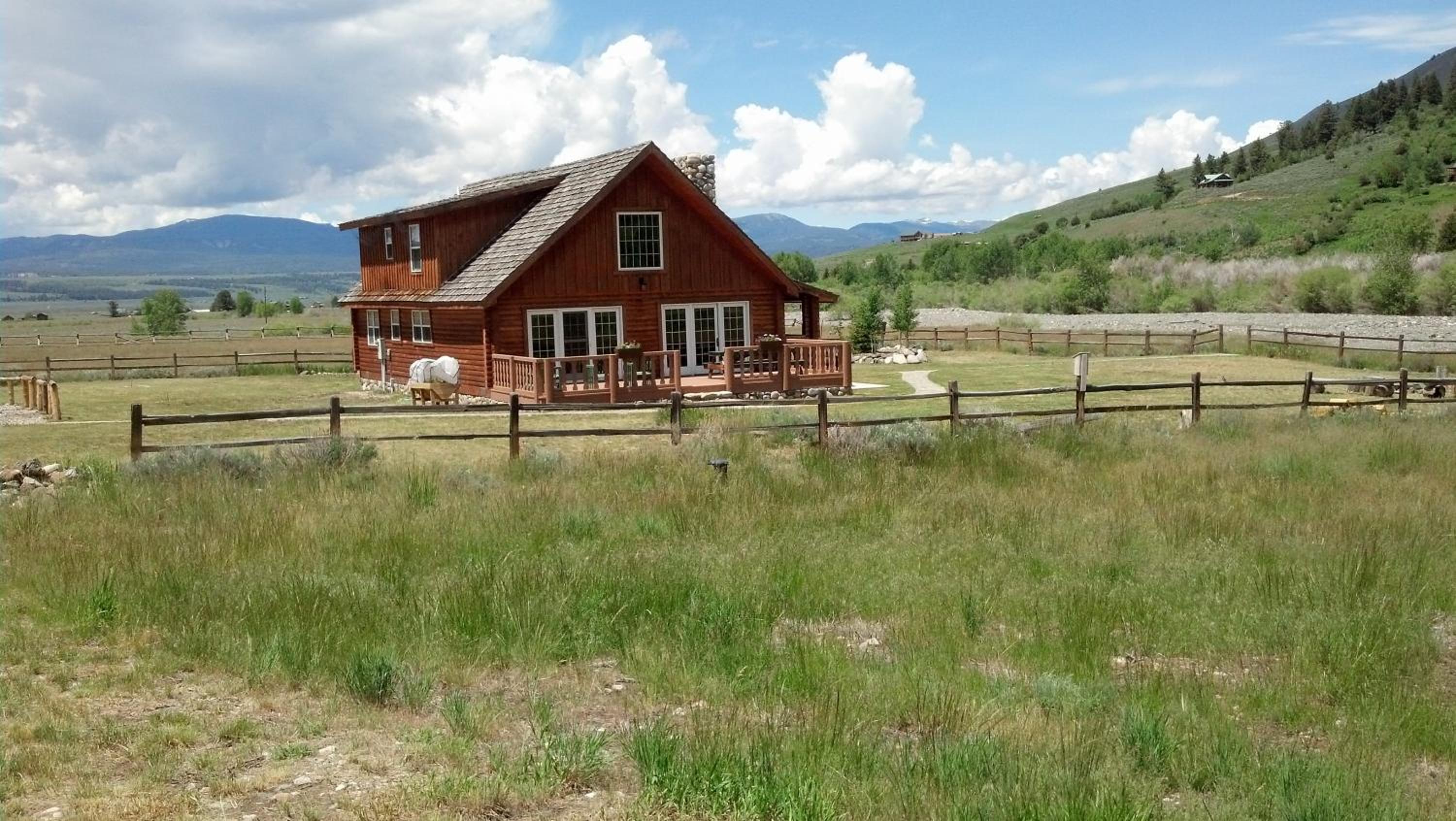 Montana Spirit Guest Lodge view 4