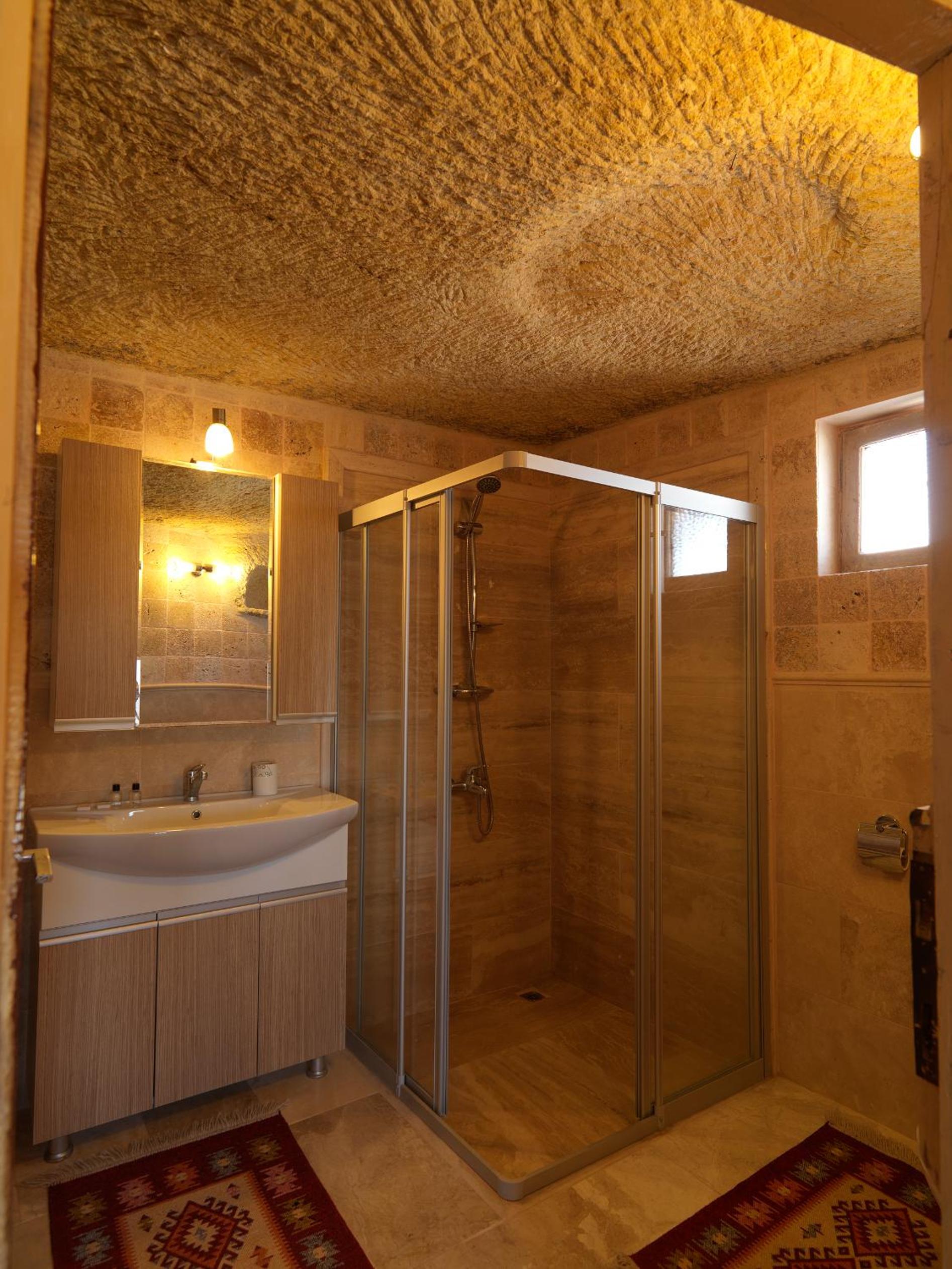 Arif Cave Hotel - Image 10