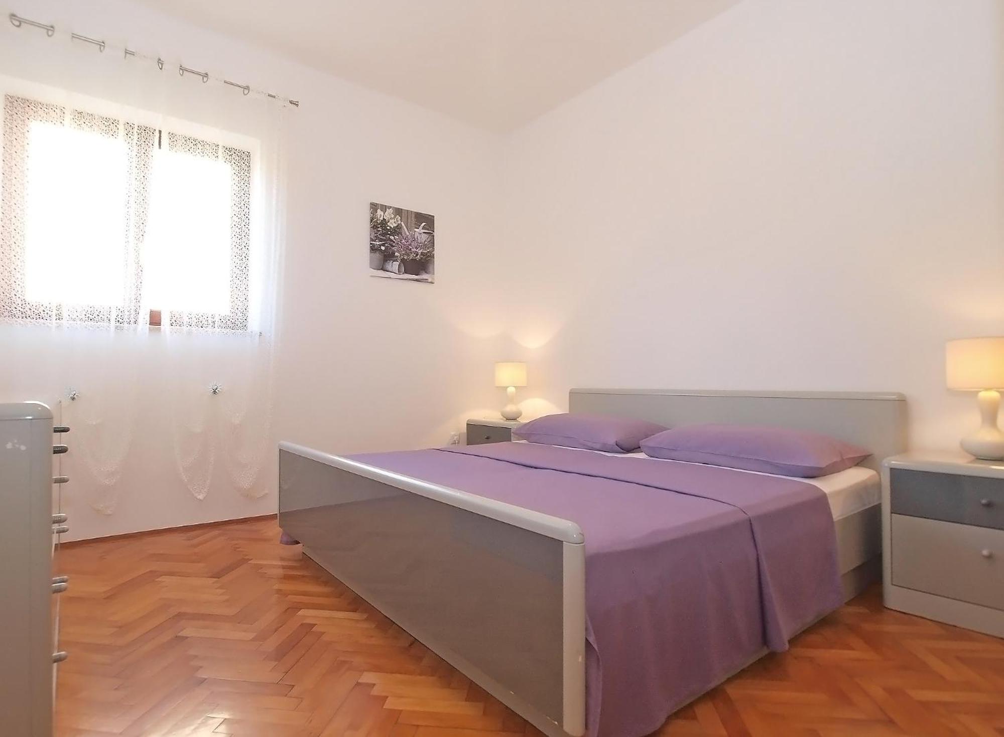 Apartments Mira 1293