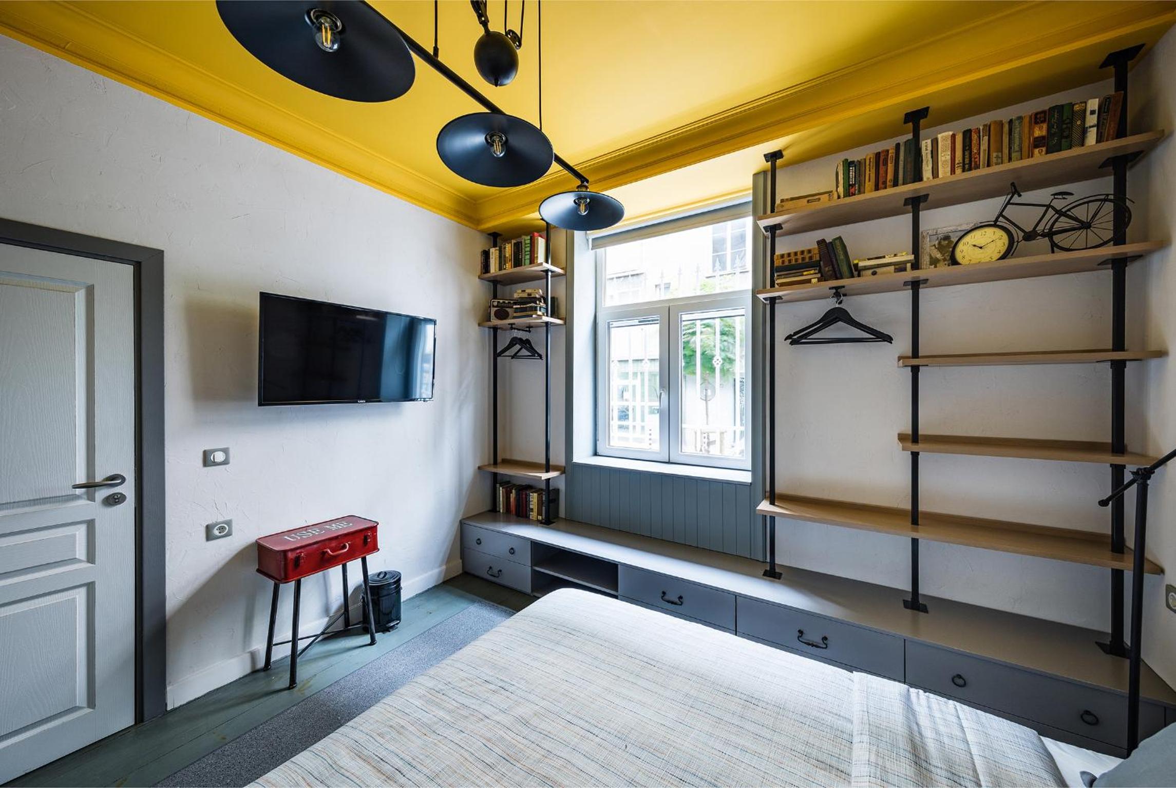 5 Vintage Guest House