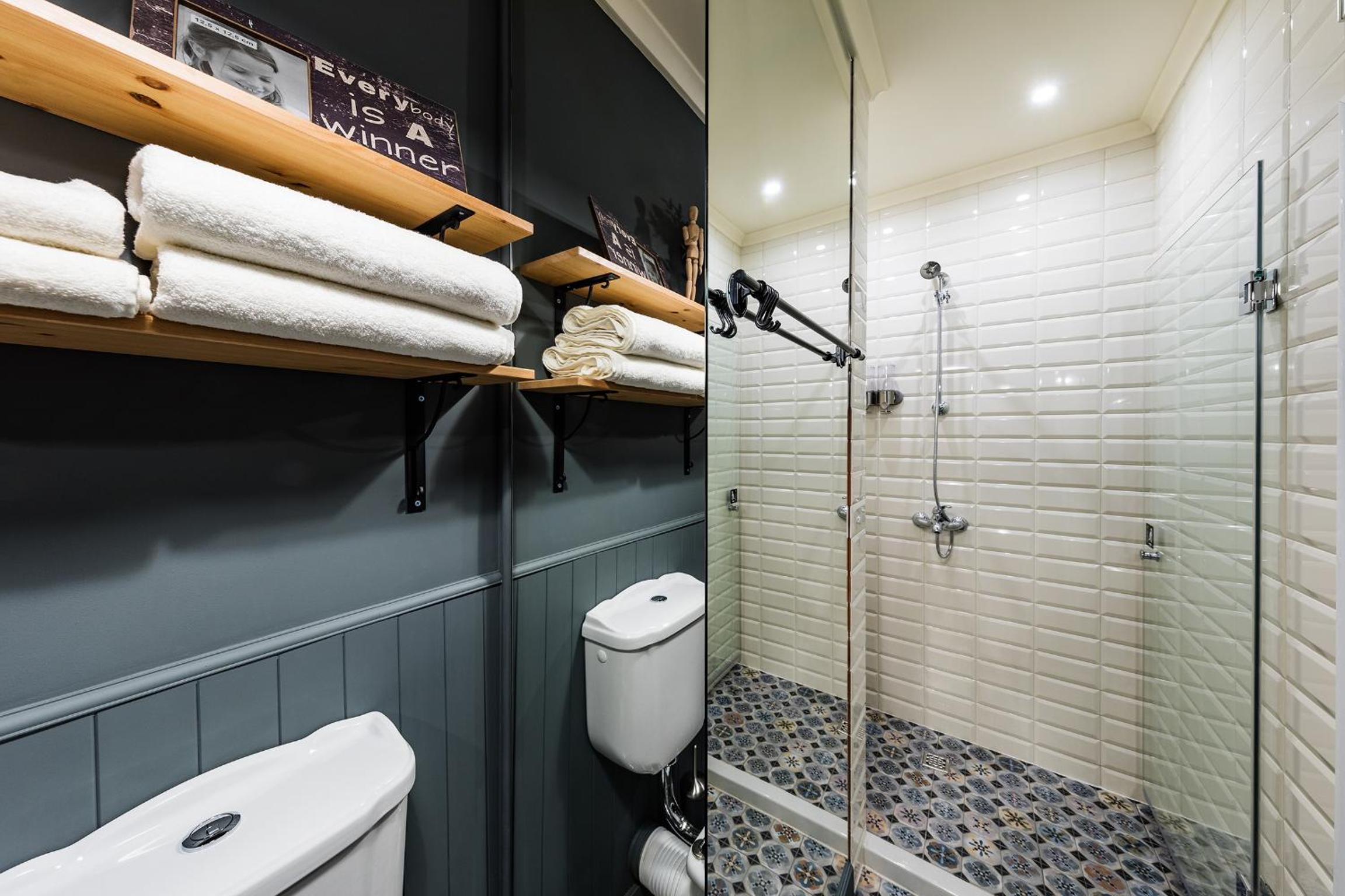 5 Vintage Guest House