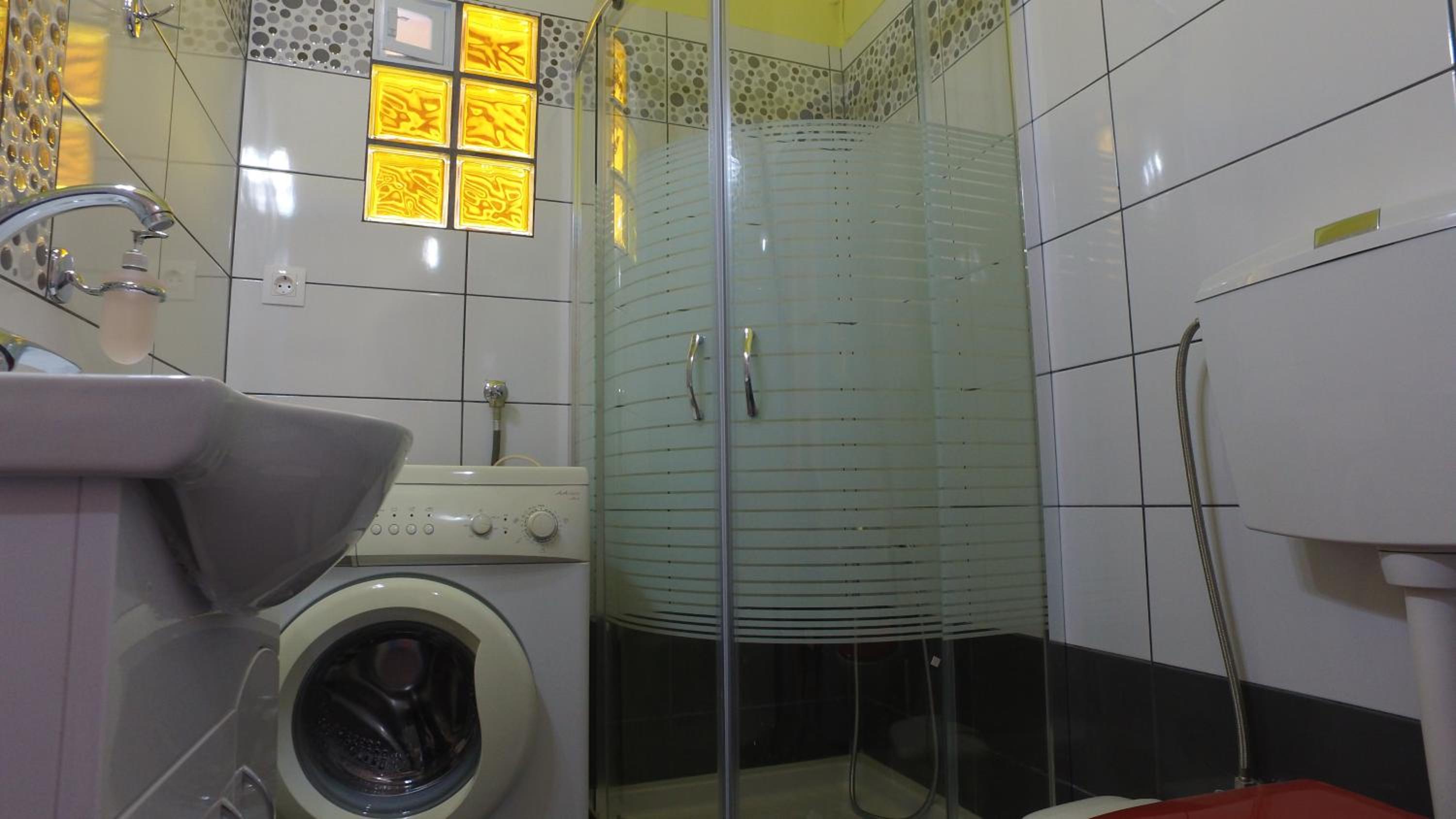 Photo 28