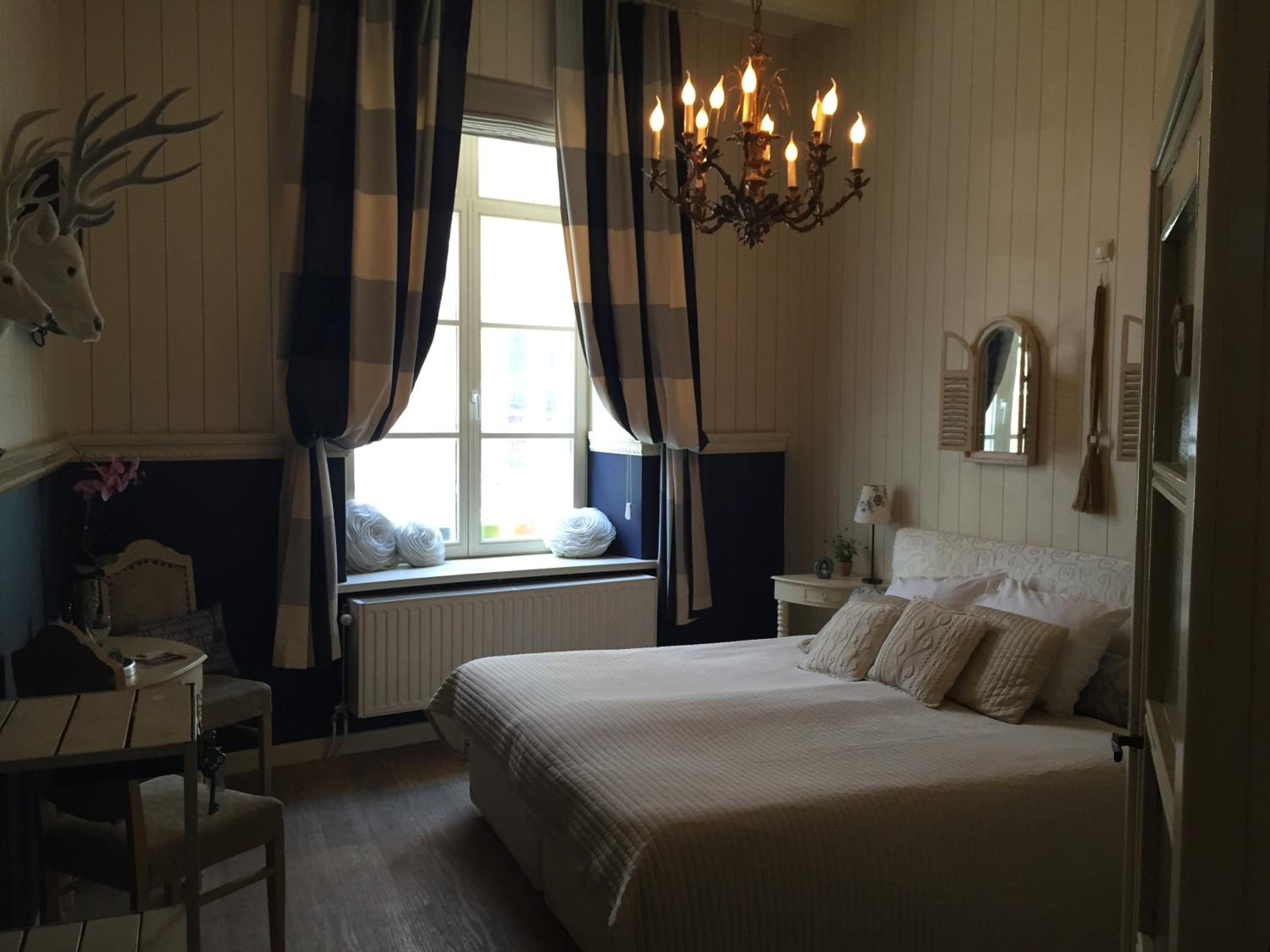 B&B Con Ampère