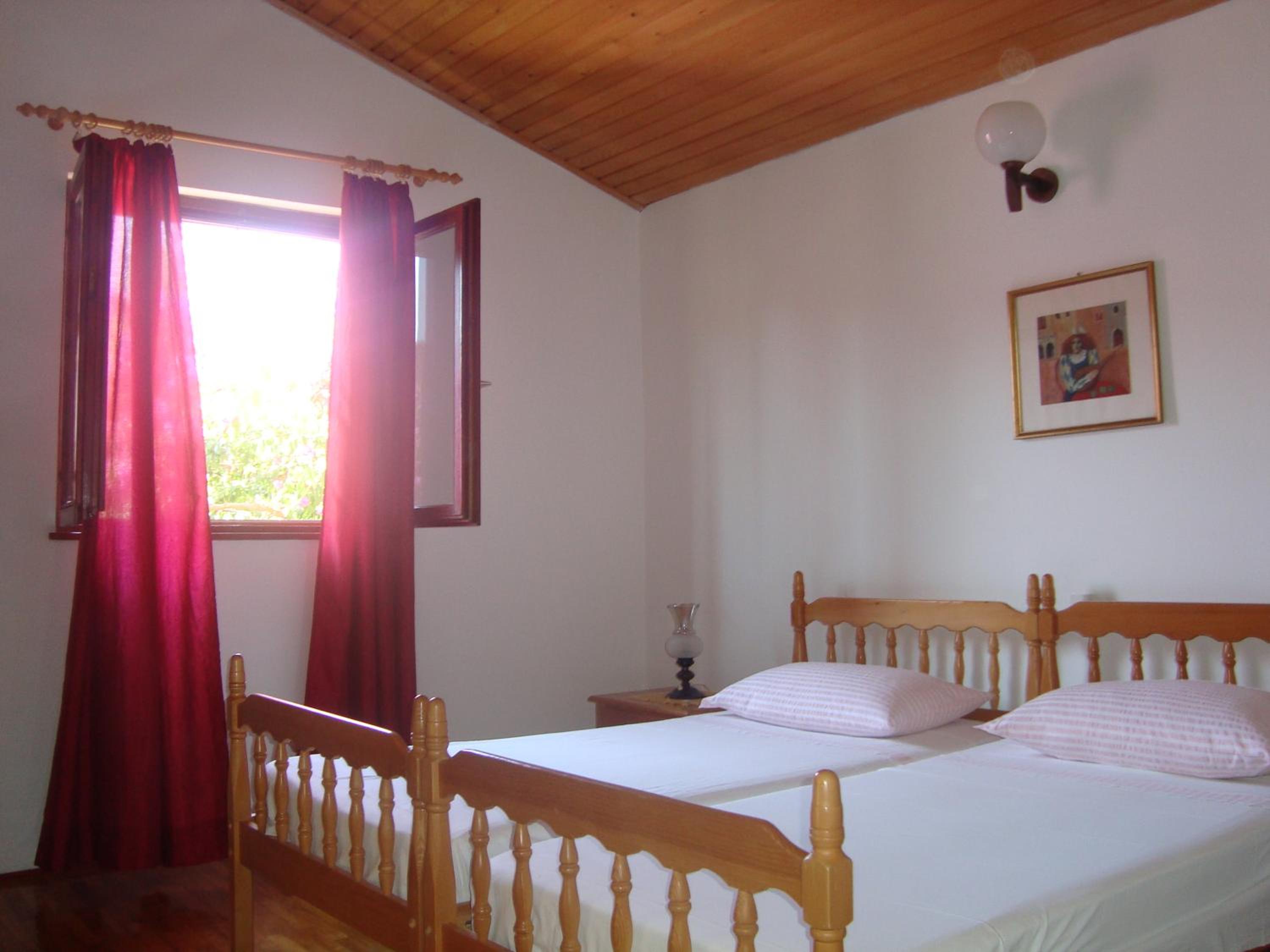 Apartments Lovor