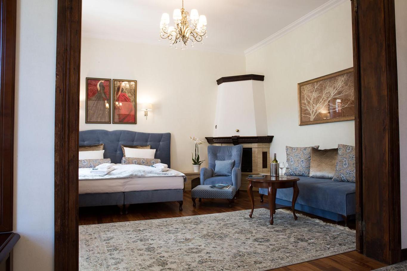 Villa Mistral