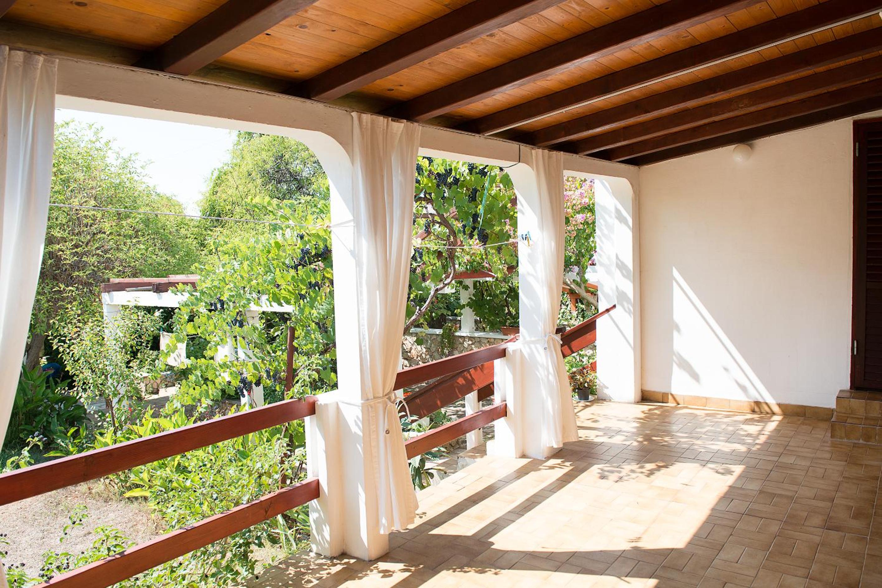 Apartments Lovor