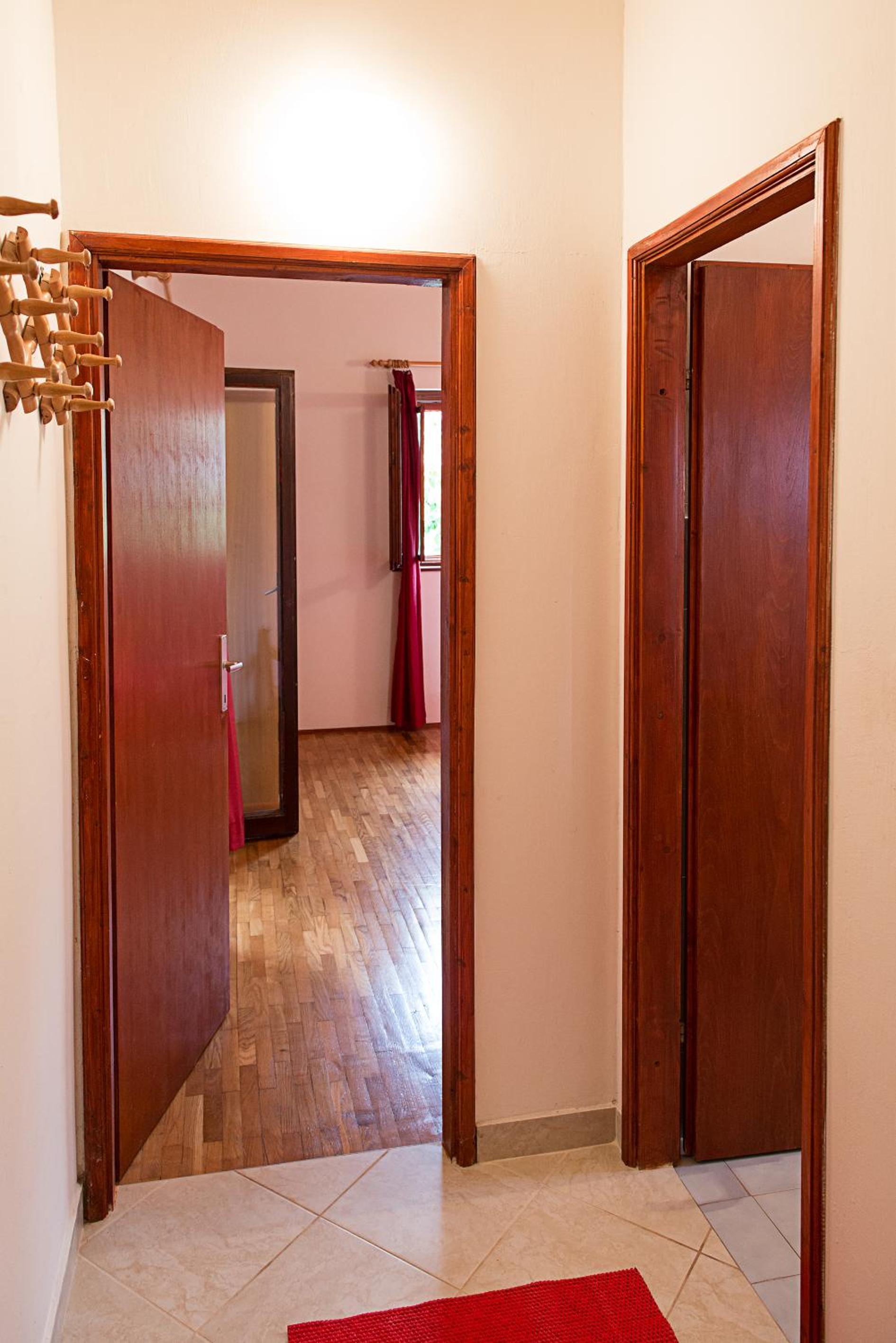 Apartments Lovor